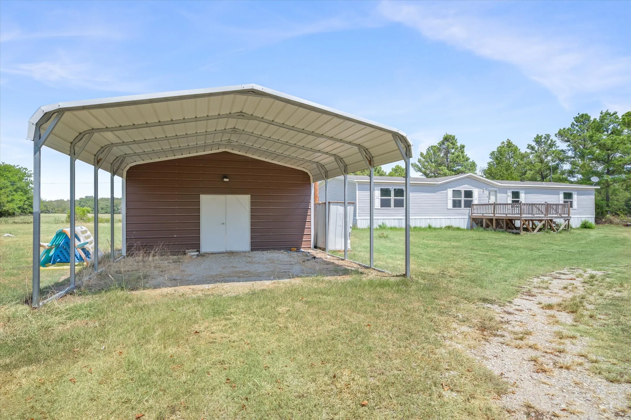 Manufactured Home For Sale in Van Zandt County , 280 VZ CR 1130, Fruitvale, Texas 75127, 4 Bedroom, 2 Bathroom, Garage spaces, 1,872 Sqft, built in 2020, mls#21378068, Real Estate Agent in Fruitvale, Homes For Sale in Van Zandt county, Homes For Sale in Fruitvale, Realtor in Fruitvale Texas, Real Estate Brokerage Independent Realty Texas, Luminita Cordes Realtor