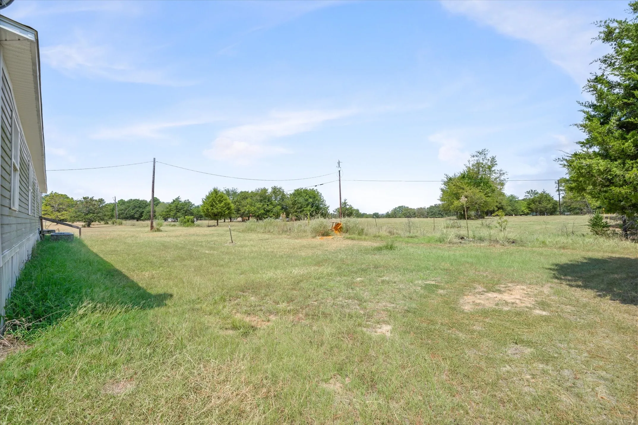 Manufactured Home For Sale in Van Zandt County , 280 VZ CR 1130, Fruitvale, Texas 75127, 4 Bedroom, 2 Bathroom, Garage spaces, 1,872 Sqft, built in 2020, mls#21378068, Real Estate Agent in Fruitvale, Homes For Sale in Van Zandt county, Homes For Sale in Fruitvale, Realtor in Fruitvale Texas, Real Estate Brokerage Independent Realty Texas, Luminita Cordes Realtor