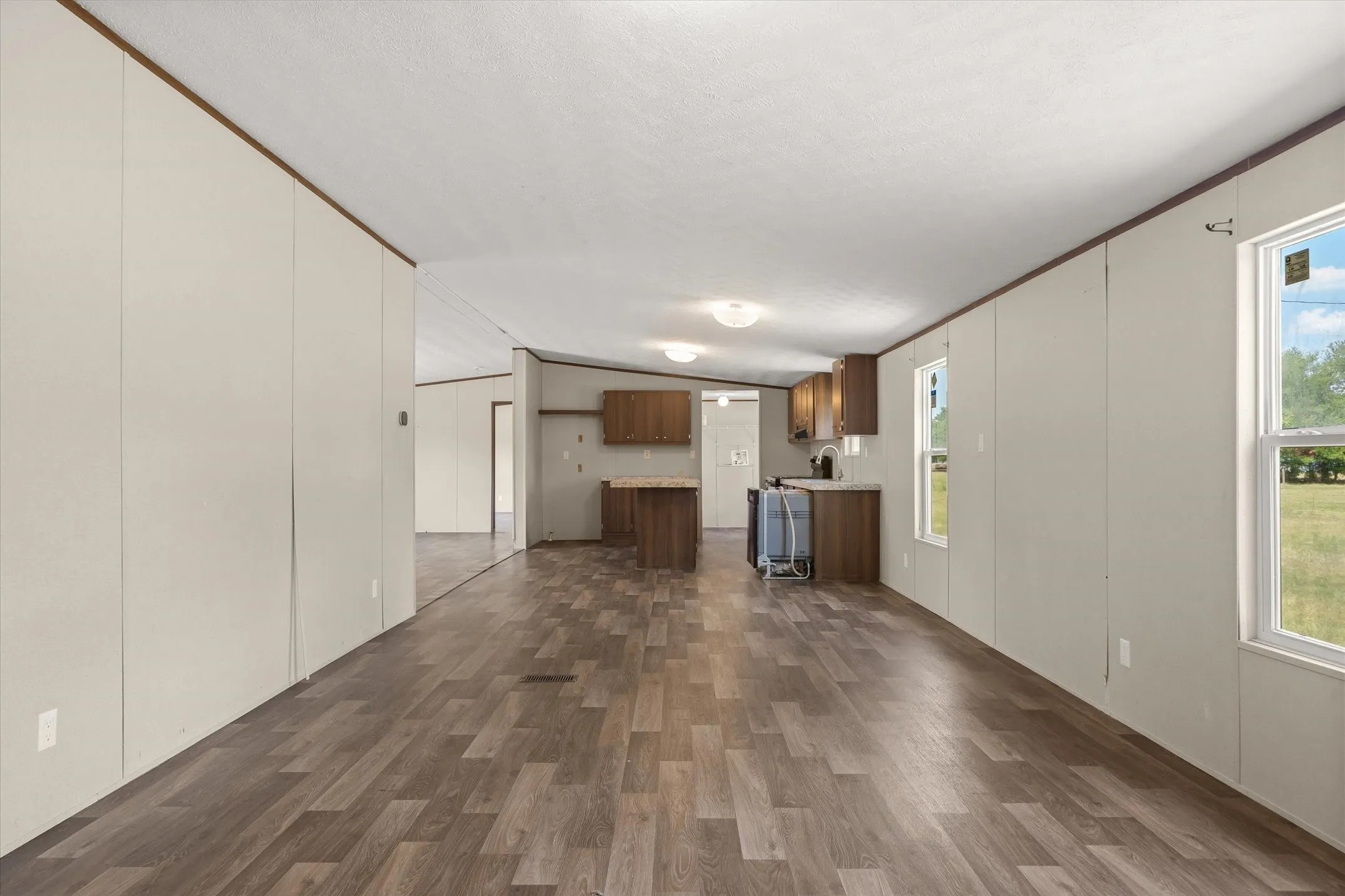 Manufactured Home For Sale in Van Zandt County , 280 VZ CR 1130, Fruitvale, Texas 75127, 4 Bedroom, 2 Bathroom, Garage spaces, 1,872 Sqft, built in 2020, mls#21378068, Real Estate Agent in Fruitvale, Homes For Sale in Van Zandt county, Homes For Sale in Fruitvale, Realtor in Fruitvale Texas, Real Estate Brokerage Independent Realty Texas, Luminita Cordes Realtor
