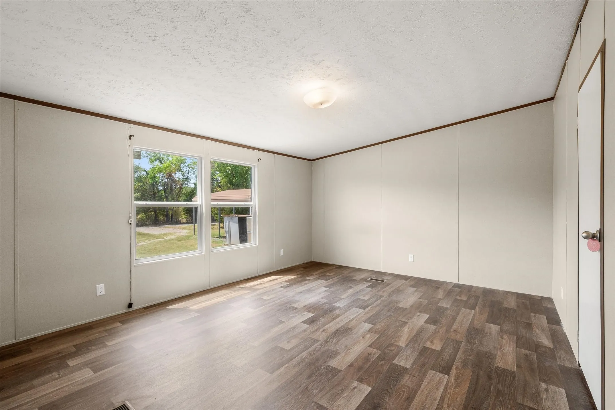 Manufactured Home For Sale in Van Zandt County , 280 VZ CR 1130, Fruitvale, Texas 75127, 4 Bedroom, 2 Bathroom, Garage spaces, 1,872 Sqft, built in 2020, mls#21378068, Real Estate Agent in Fruitvale, Homes For Sale in Van Zandt county, Homes For Sale in Fruitvale, Realtor in Fruitvale Texas, Real Estate Brokerage Independent Realty Texas, Luminita Cordes Realtor