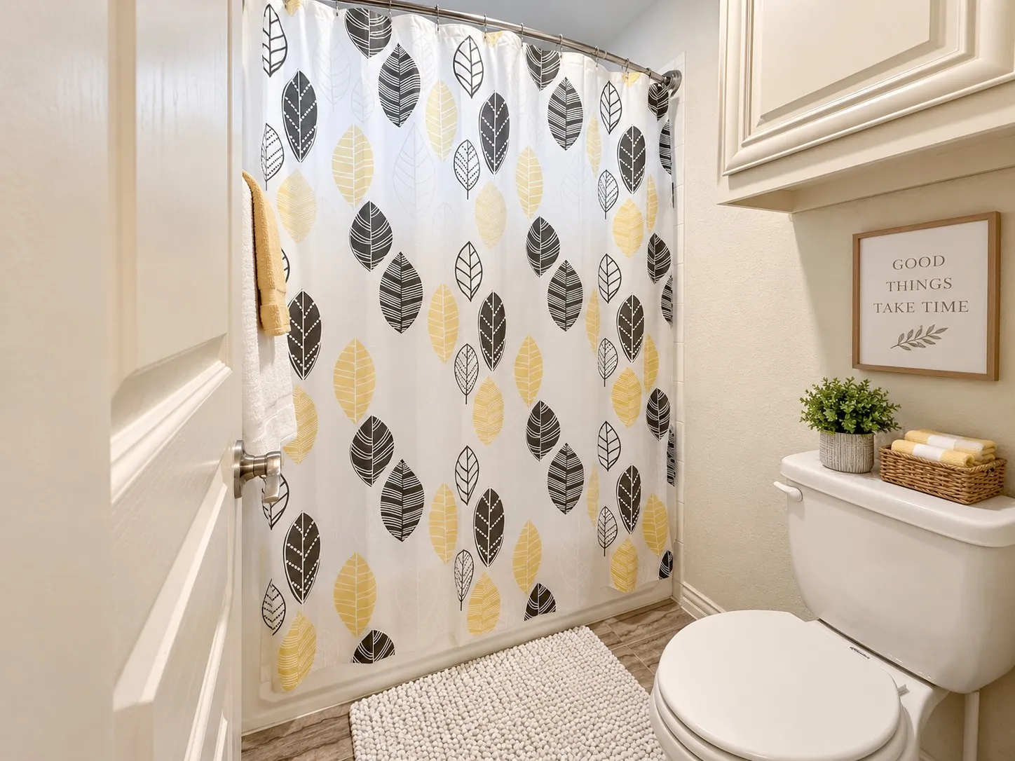 Single Family Residence For Sale in Denton County , 1400 Bonanza Lane, Corinth, Texas 76208, 5 Bedroom, 5 Bathroom, 3 Garage spaces, 4,622 Sqft, built in 2017, mls#21377790, Real Estate Agent in Corinth, Homes For Sale in Denton county, Homes For Sale in Corinth, Realtor in Corinth Texas, Real Estate Brokerage Independent Realty Texas, Luminita Cordes Realtor