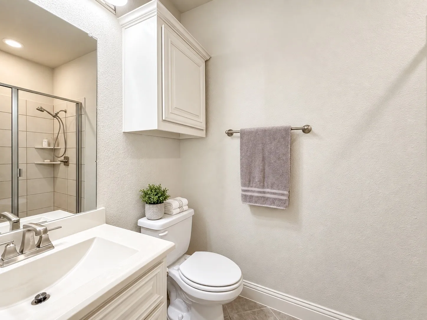 Single Family Residence For Sale in Denton County , 1400 Bonanza Lane, Corinth, Texas 76208, 5 Bedroom, 5 Bathroom, 3 Garage spaces, 4,622 Sqft, built in 2017, mls#21377790, Real Estate Agent in Corinth, Homes For Sale in Denton county, Homes For Sale in Corinth, Realtor in Corinth Texas, Real Estate Brokerage Independent Realty Texas, Luminita Cordes Realtor