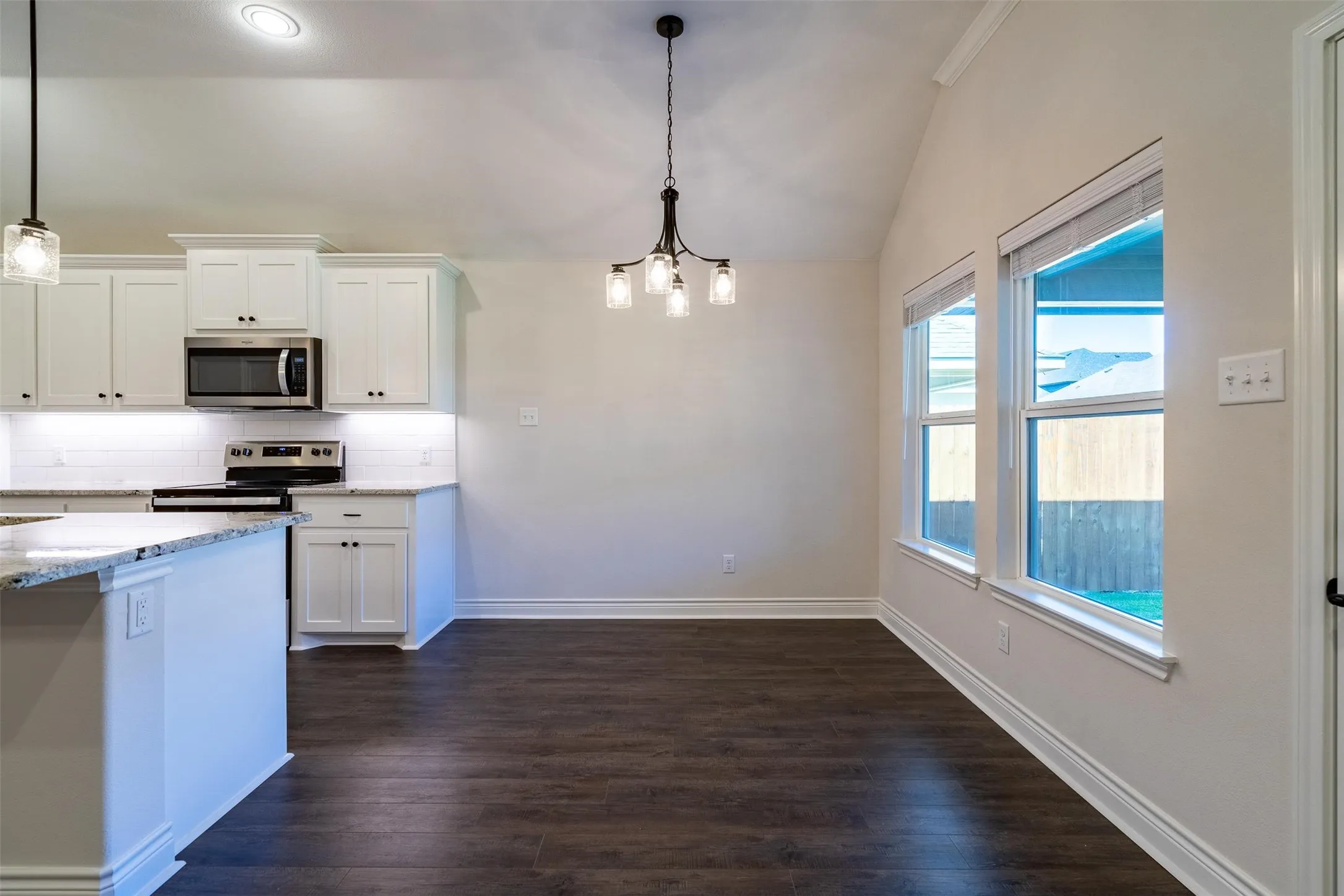 Single Family Residence For Rent in Hunt County , 908 Tippit Lane, Greenville, Texas 75098, 3 Bedroom, 2 Bathroom, Garage spaces, 1,660 Sqft, built in 2022, mls#21382043, Real Estate Agent in Greenville, Homes For Rent in Hunt county, Homes For Rent in Greenville, Realtor in Greenville Texas, Real Estate Brokerage Independent Realty Texas, Luminita Cordes Realtor