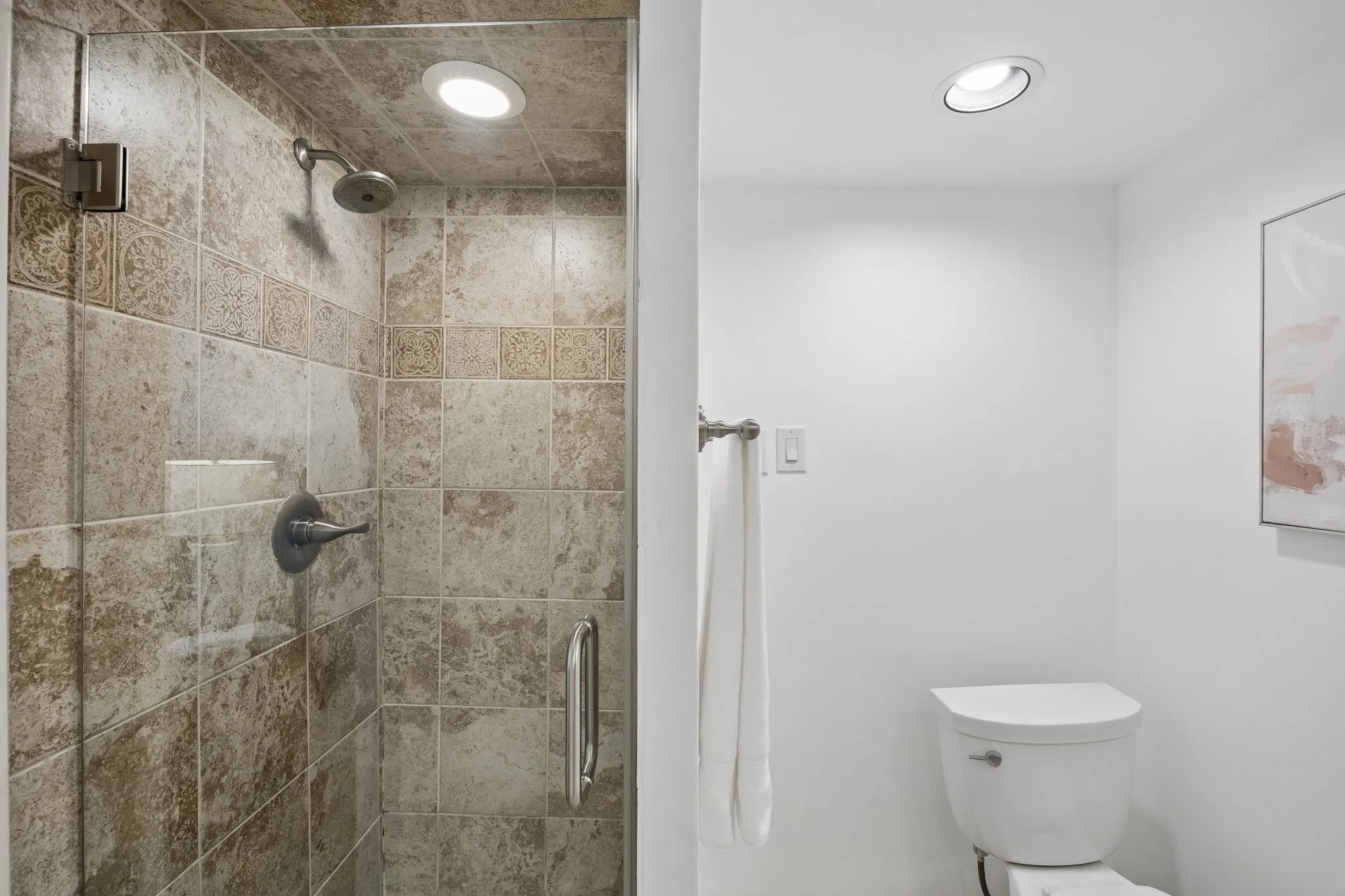 2nd Bath with NEW FRAMELESS SHOWER DOOR