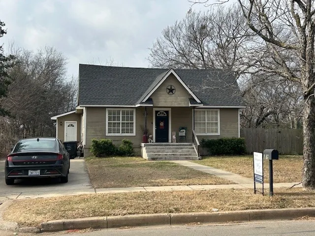 Single Family Residence For Sale in Johnson County , 1019 N Anglin Street, Cleburne, Texas 76031, 3 Bedroom, 2 Bathroom, Garage spaces, 1,574 Sqft, built in 0, mls#21381156, Real Estate Agent in Cleburne, Homes For Sale in Johnson county, Homes For Sale in Cleburne, Realtor in Cleburne Texas, Real Estate Brokerage Independent Realty Texas, Luminita Cordes Realtor