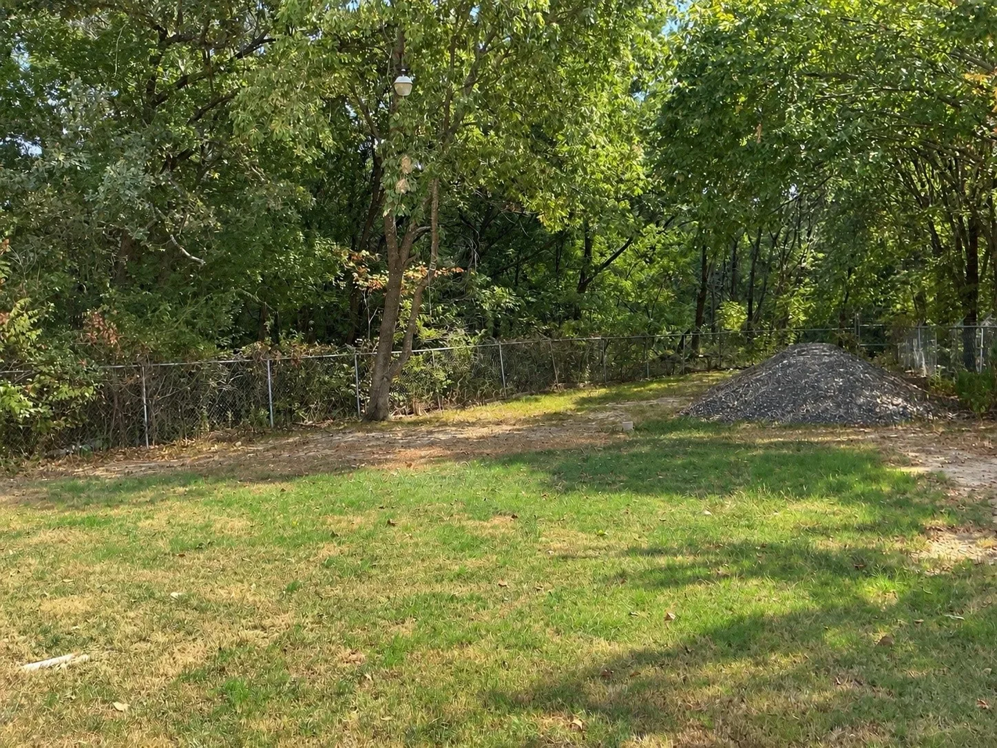 Business For Sale in Grayson County , 530 E US Highway 69, Denison, Texas 75021, 0, 0, Garage spaces, 2,250 Sqft, built in 1978, mls#21380360, Real Estate Agent in Denison, Homes For Sale in Grayson county, Homes For Sale in Denison, Realtor in Denison Texas, Real Estate Brokerage Independent Realty Texas, Luminita Cordes Realtor
