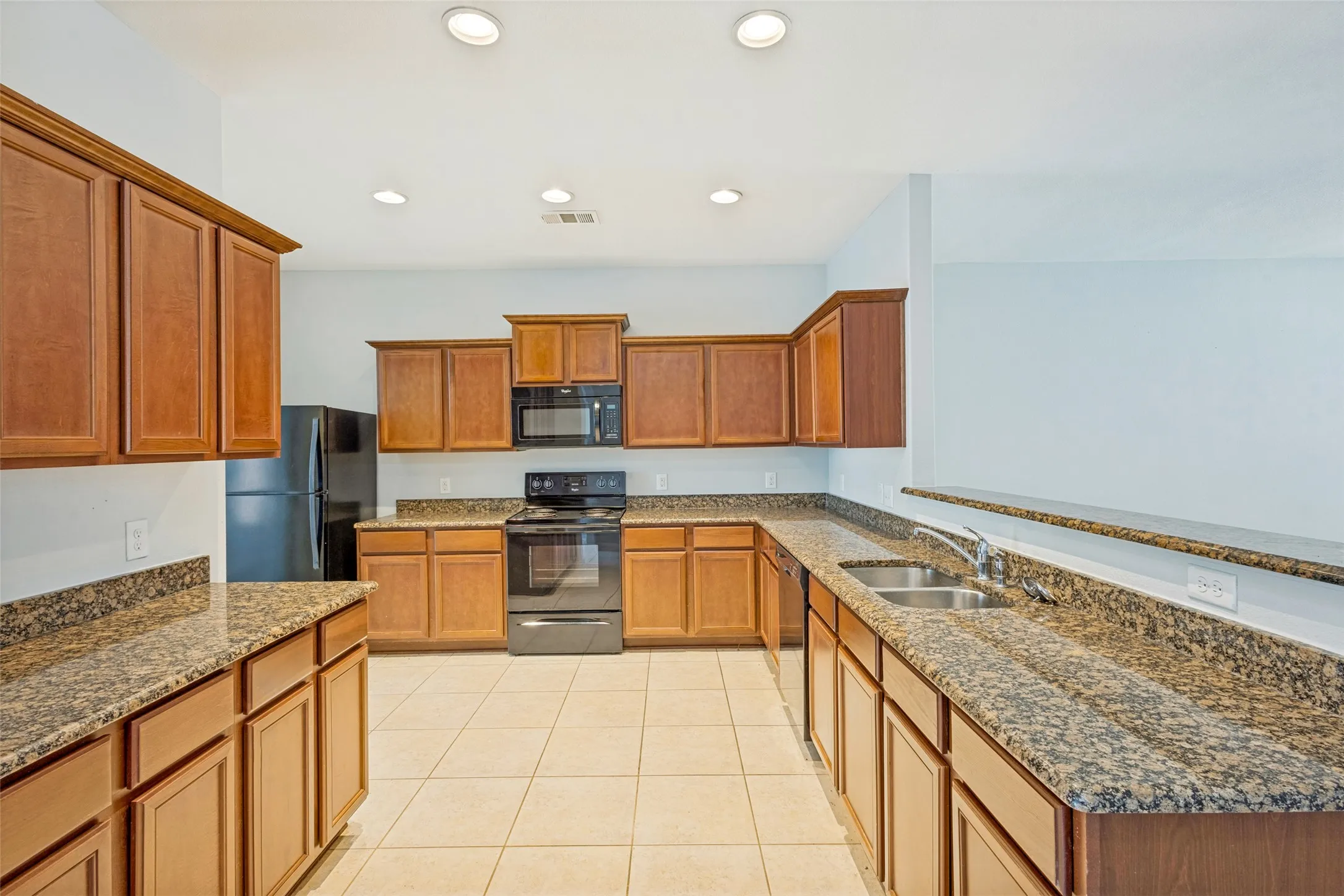 Single Family Residence For Sale in Collin County , 2132 Mulberry Drive, Anna, Texas 75409, 3 Bedroom, 2 Bathroom, 2 Garage spaces, 1,923 Sqft, built in 2015, mls#21382162, Real Estate Agent in Anna, Homes For Sale in Collin county, Homes For Sale in Anna, Realtor in Anna Texas, Real Estate Brokerage Independent Realty Texas, Luminita Cordes Realtor