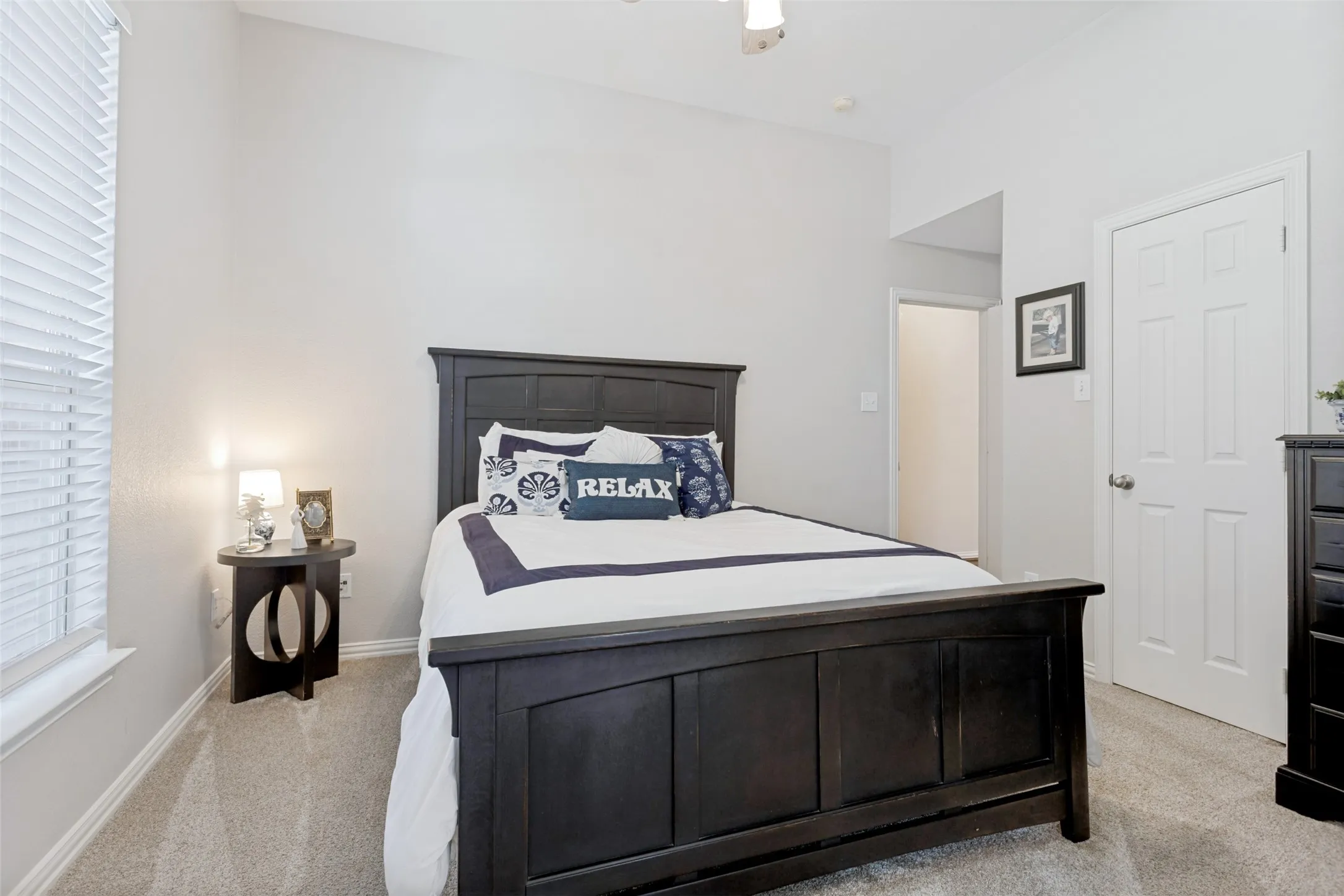 Single Family Residence For Sale in Dallas County , 6119 Laurel Crest Lane, Sachse, Texas 75048, 4 Bedroom, 2 Bathroom, 2 Garage spaces, 2,294 Sqft, built in 2003, mls#21382344, Real Estate Agent in Sachse, Homes For Sale in Dallas county, Homes For Sale in Sachse, Realtor in Sachse Texas, Real Estate Brokerage Independent Realty Texas, Luminita Cordes Realtor