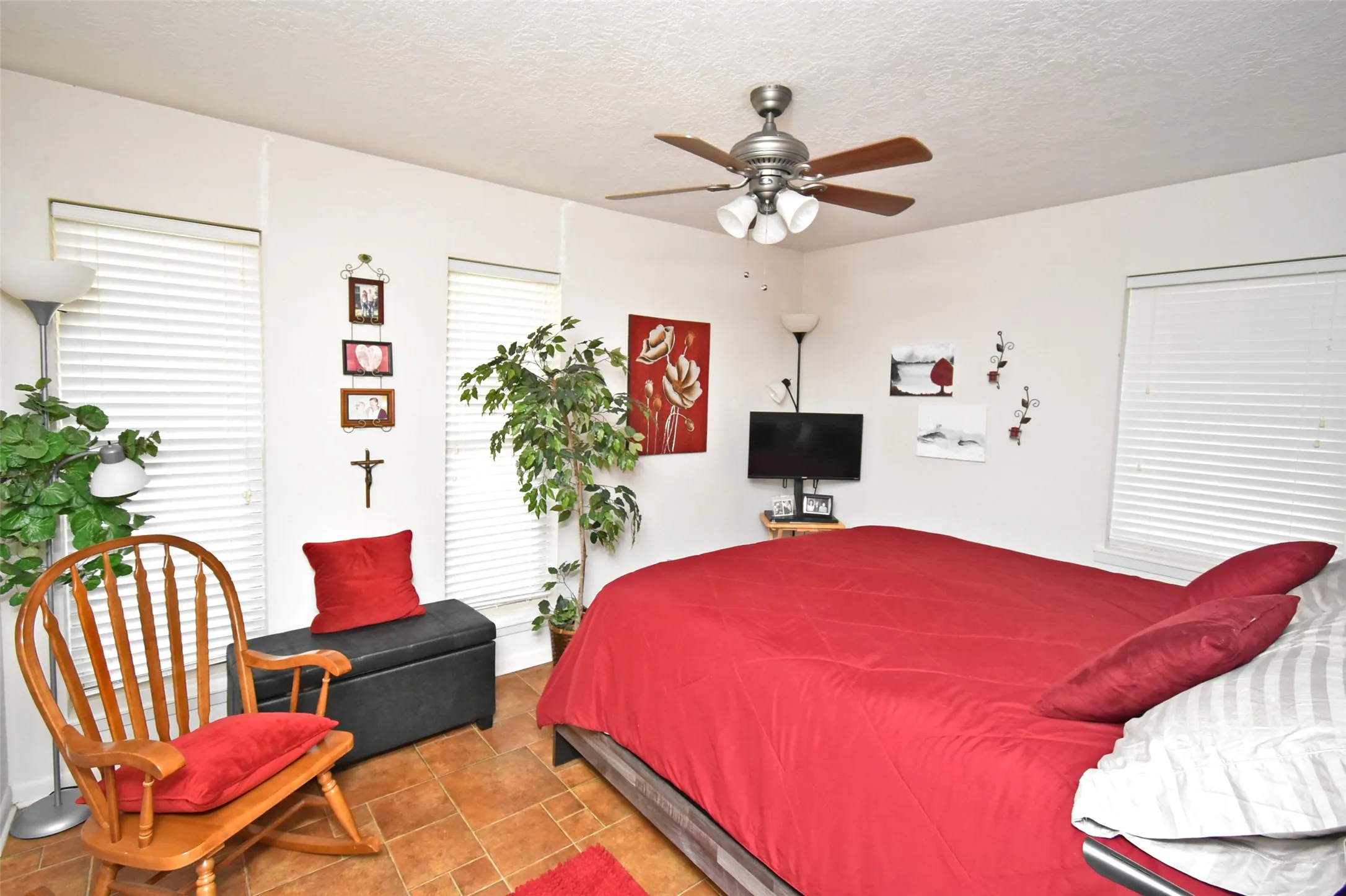 Single Family Residence For Sale in Wood County , 6105 W Fm 515, Yantis, Texas 75497, 3 Bedroom, 2 Bathroom, 2 Garage spaces, 2,005 Sqft, built in 0, mls#21381809, Real Estate Agent in Yantis, Homes For Sale in Wood county, Homes For Sale in Yantis, Realtor in Yantis Texas, Real Estate Brokerage Independent Realty Texas, Luminita Cordes Realtor