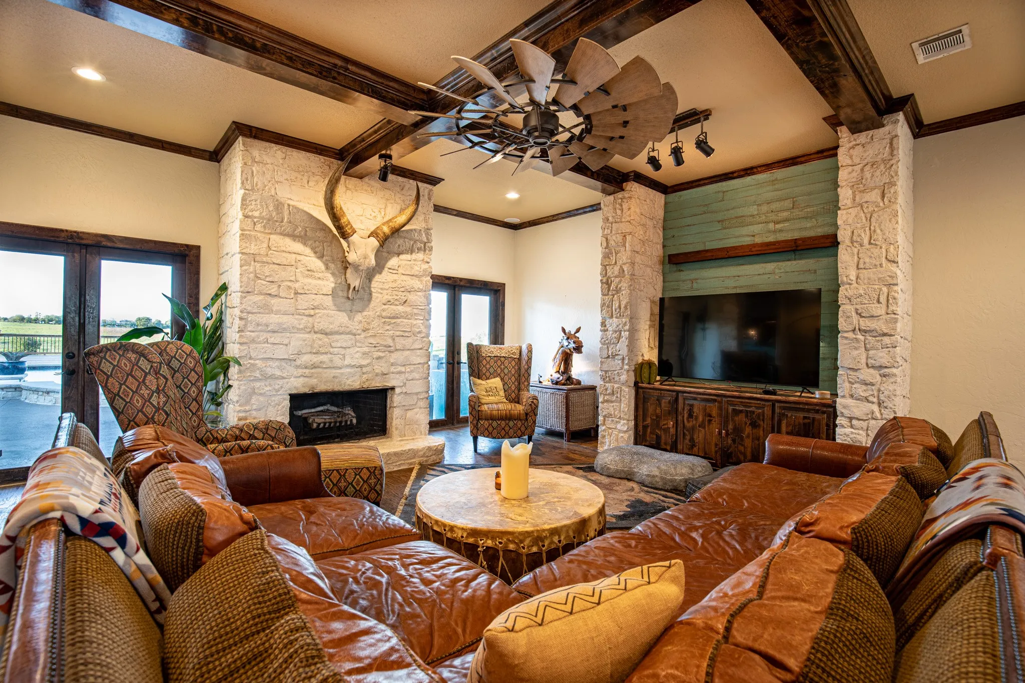 Single Family Residence For Sale in Tarrant County , 4901 Bucking Bronc Drive, Fort Worth, Texas 76126, 4 Bedroom, 4 Bathroom, 3 Garage spaces, 4,620 Sqft, built in 2011, mls#21382152, Real Estate Agent in Fort Worth, Homes For Sale in Tarrant county, Homes For Sale in Fort Worth, Realtor in Fort Worth Texas, Real Estate Brokerage Independent Realty Texas, Luminita Cordes Realtor