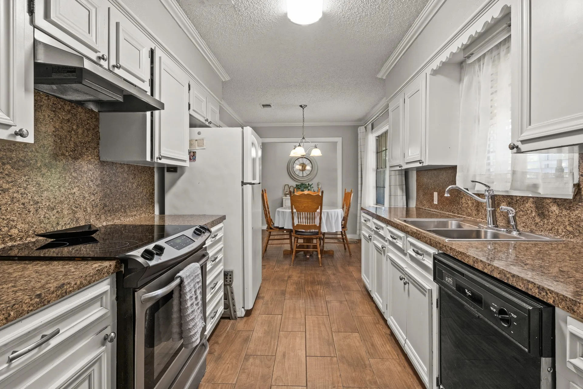 Single Family Residence For Sale in Titus County , 1134 County Road 3350, Cookville, Texas 75558, 4 Bedroom, 2 Bathroom, Garage spaces, 1,872 Sqft, built in 1976, mls#21382412, Real Estate Agent in Cookville, Homes For Sale in Titus county, Homes For Sale in Cookville, Realtor in Cookville Texas, Real Estate Brokerage Independent Realty Texas, Luminita Cordes Realtor