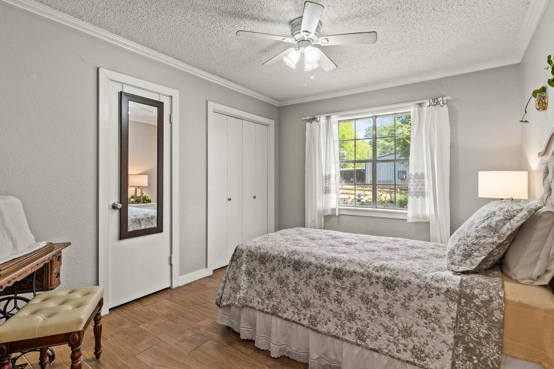 Single Family Residence For Sale in Titus County , 1134 County Road 3350, Cookville, Texas 75558, 4 Bedroom, 2 Bathroom, Garage spaces, 1,872 Sqft, built in 1976, mls#21382412, Real Estate Agent in Cookville, Homes For Sale in Titus county, Homes For Sale in Cookville, Realtor in Cookville Texas, Real Estate Brokerage Independent Realty Texas, Luminita Cordes Realtor