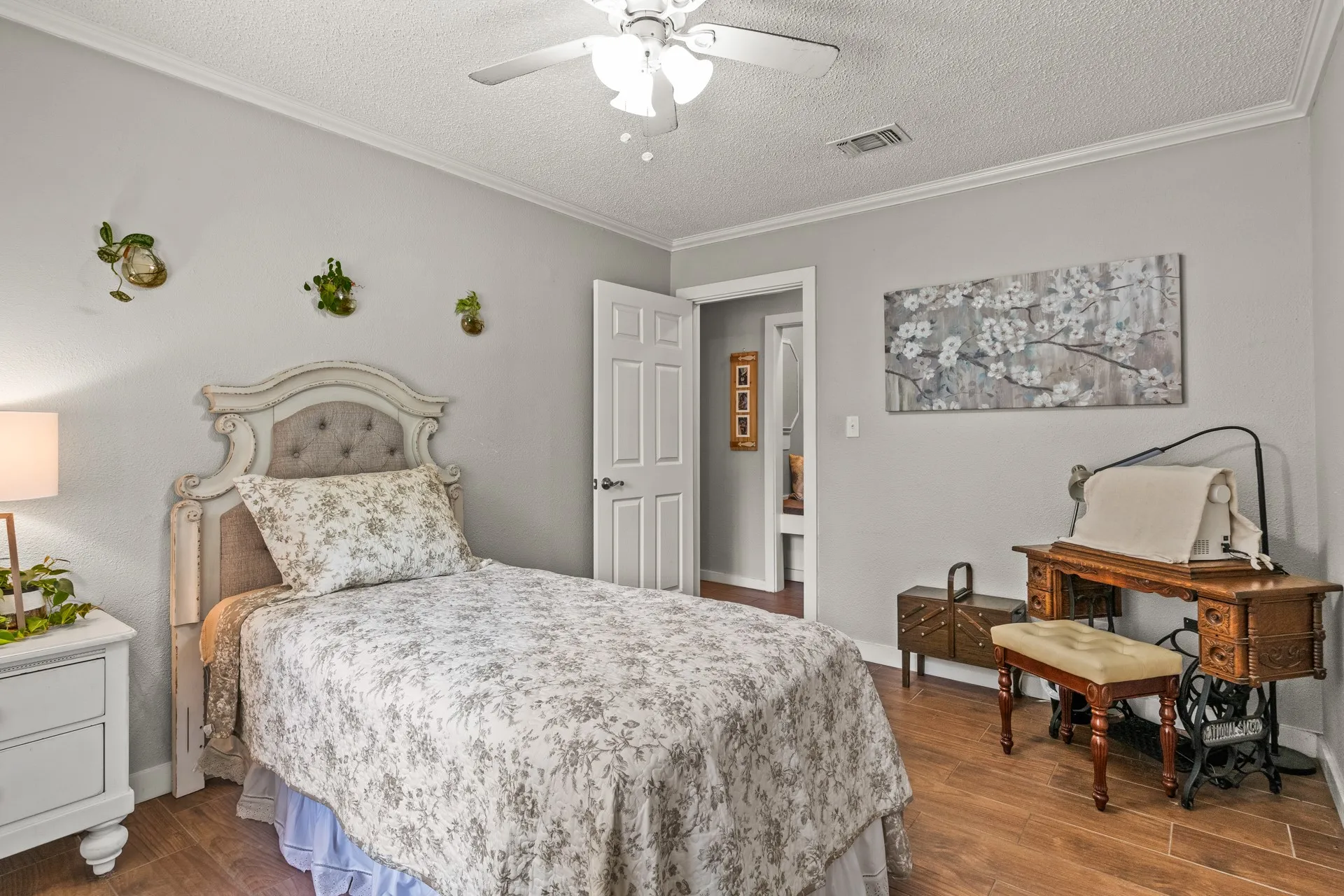 Single Family Residence For Sale in Titus County , 1134 County Road 3350, Cookville, Texas 75558, 4 Bedroom, 2 Bathroom, Garage spaces, 1,872 Sqft, built in 1976, mls#21382412, Real Estate Agent in Cookville, Homes For Sale in Titus county, Homes For Sale in Cookville, Realtor in Cookville Texas, Real Estate Brokerage Independent Realty Texas, Luminita Cordes Realtor