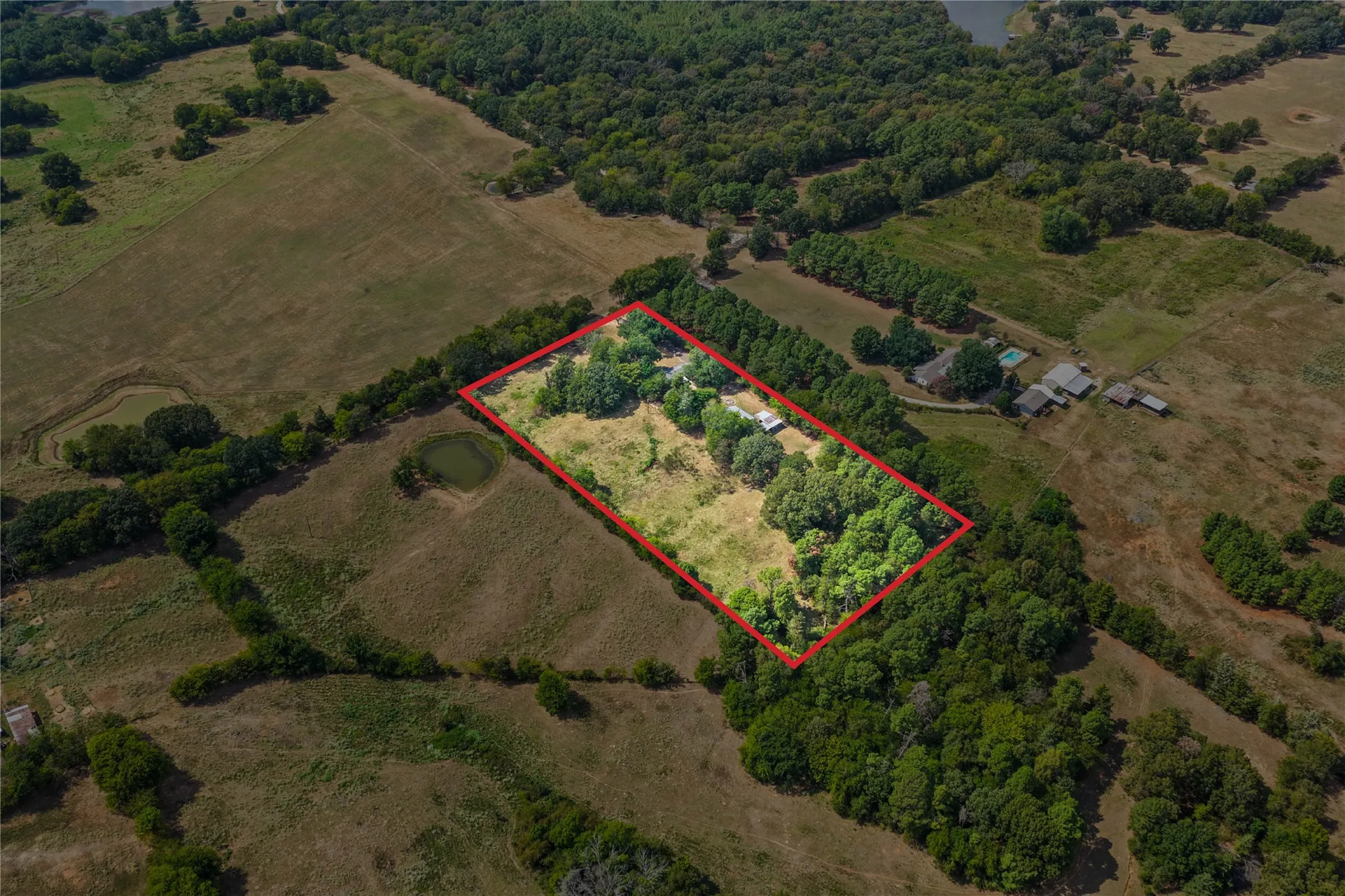 Single Family Residence For Sale in Titus County , 1134 County Road 3350, Cookville, Texas 75558, 4 Bedroom, 2 Bathroom, Garage spaces, 1,872 Sqft, built in 1976, mls#21382412, Real Estate Agent in Cookville, Homes For Sale in Titus county, Homes For Sale in Cookville, Realtor in Cookville Texas, Real Estate Brokerage Independent Realty Texas, Luminita Cordes Realtor