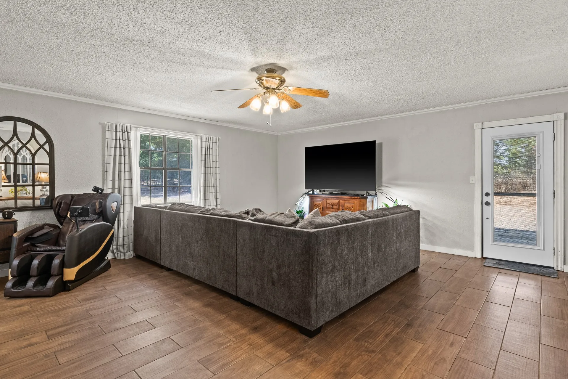 Single Family Residence For Sale in Titus County , 1134 County Road 3350, Cookville, Texas 75558, 4 Bedroom, 2 Bathroom, Garage spaces, 1,872 Sqft, built in 1976, mls#21382412, Real Estate Agent in Cookville, Homes For Sale in Titus county, Homes For Sale in Cookville, Realtor in Cookville Texas, Real Estate Brokerage Independent Realty Texas, Luminita Cordes Realtor