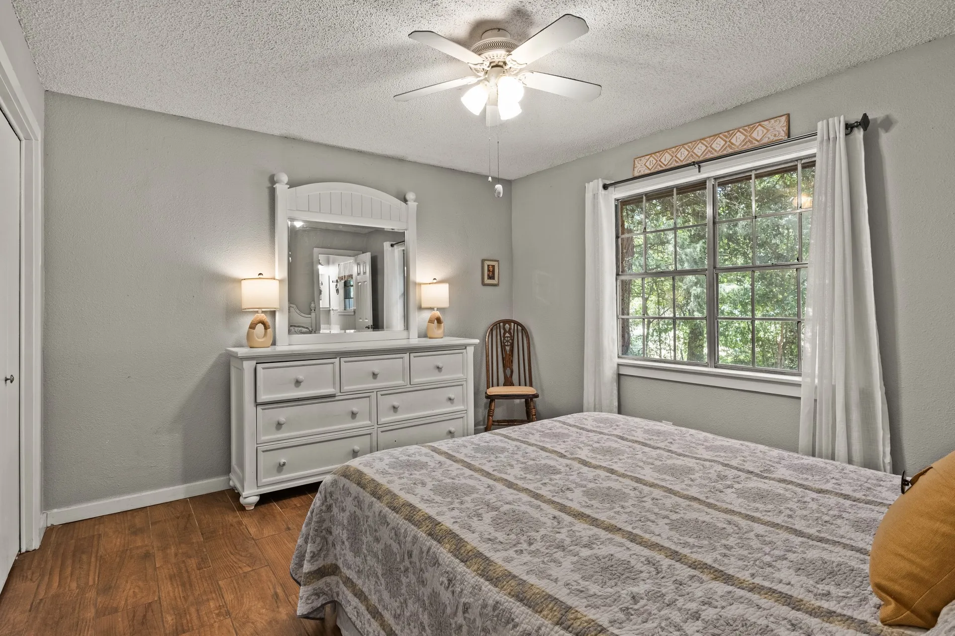 Single Family Residence For Sale in Titus County , 1134 County Road 3350, Cookville, Texas 75558, 4 Bedroom, 2 Bathroom, Garage spaces, 1,872 Sqft, built in 1976, mls#21382412, Real Estate Agent in Cookville, Homes For Sale in Titus county, Homes For Sale in Cookville, Realtor in Cookville Texas, Real Estate Brokerage Independent Realty Texas, Luminita Cordes Realtor