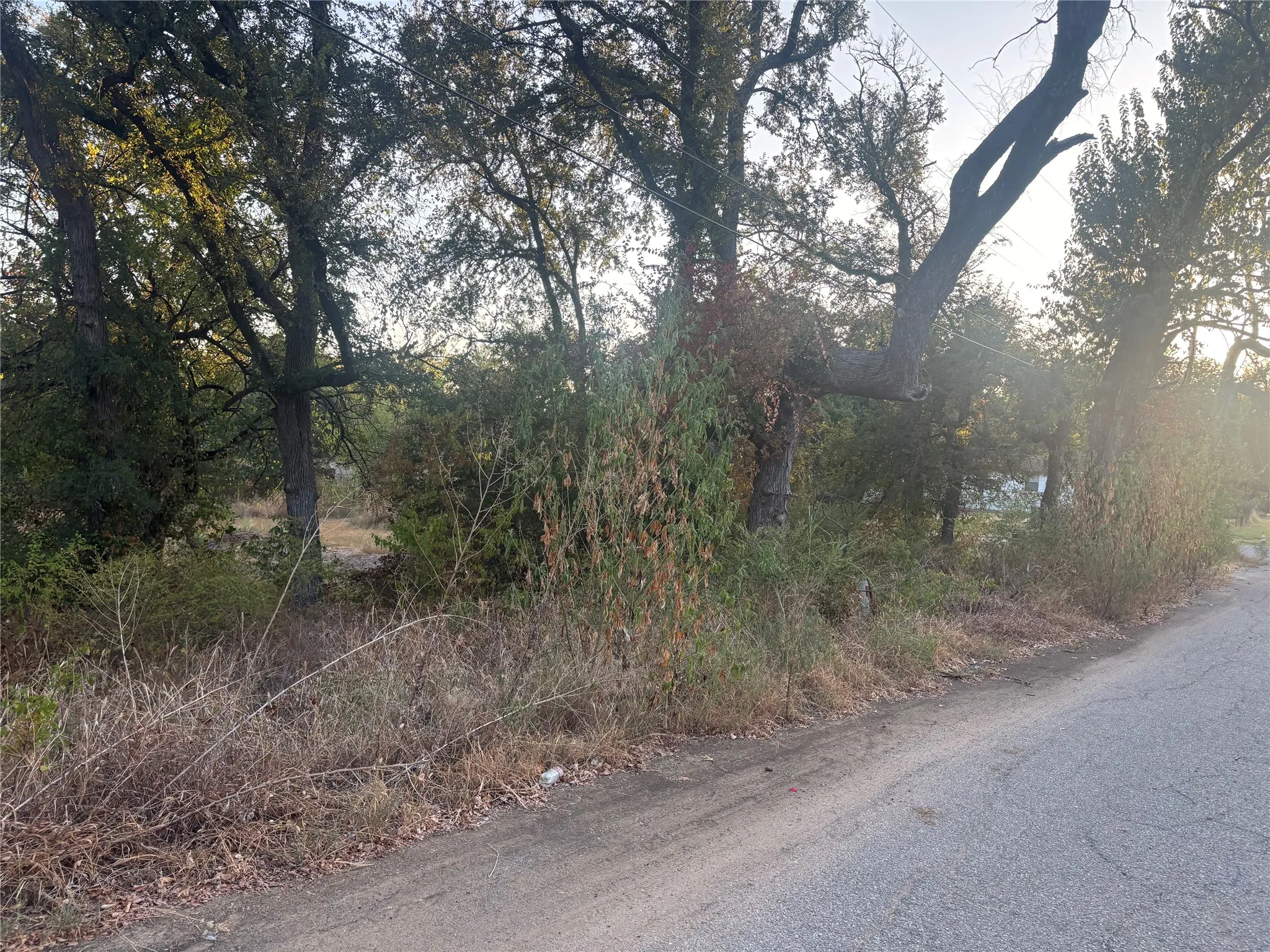 Mobile Home For Sale in Grayson County , 919 E Morgan Street, Denison, Texas 75021, 3 Bedroom, 1 Bathroom, Garage spaces, 924 Sqft, built in 1985, mls#21382459, Real Estate Agent in Denison, Homes For Sale in Grayson county, Homes For Sale in Denison, Realtor in Denison Texas, Real Estate Brokerage Independent Realty Texas, Luminita Cordes Realtor