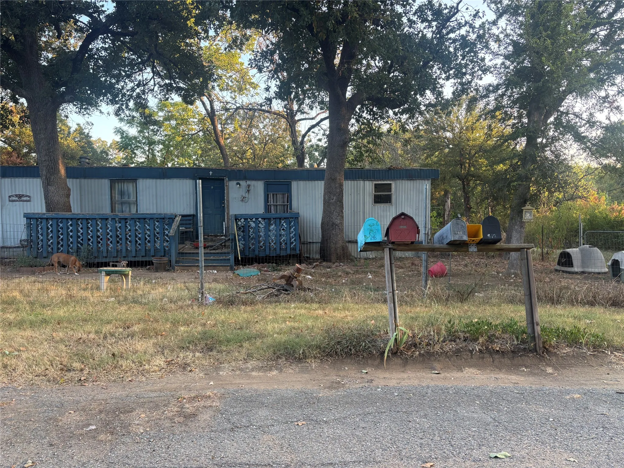 Mobile Home For Sale in Grayson County , 919 E Morgan Street, Denison, Texas 75021, 3 Bedroom, 1 Bathroom, Garage spaces, 924 Sqft, built in 1985, mls#21382459, Real Estate Agent in Denison, Homes For Sale in Grayson county, Homes For Sale in Denison, Realtor in Denison Texas, Real Estate Brokerage Independent Realty Texas, Luminita Cordes Realtor