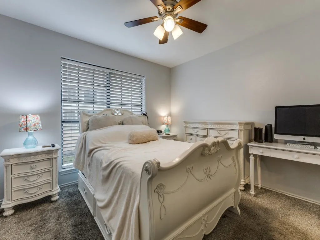 Condominium For Sale in Dallas County , 5801 Lake Hubbard Parkway 103, Garland, Texas 75043, 2 Bedroom, 1 Bathroom, Garage spaces, 779 Sqft, built in 1983, mls#21382474, Real Estate Agent in Garland, Homes For Sale in Dallas county, Homes For Sale in Garland, Realtor in Garland Texas, Real Estate Brokerage Independent Realty Texas, Luminita Cordes Realtor