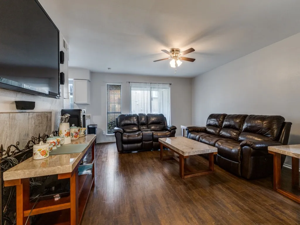 Condominium For Sale in Dallas County , 5801 Lake Hubbard Parkway 103, Garland, Texas 75043, 2 Bedroom, 1 Bathroom, Garage spaces, 779 Sqft, built in 1983, mls#21382474, Real Estate Agent in Garland, Homes For Sale in Dallas county, Homes For Sale in Garland, Realtor in Garland Texas, Real Estate Brokerage Independent Realty Texas, Luminita Cordes Realtor