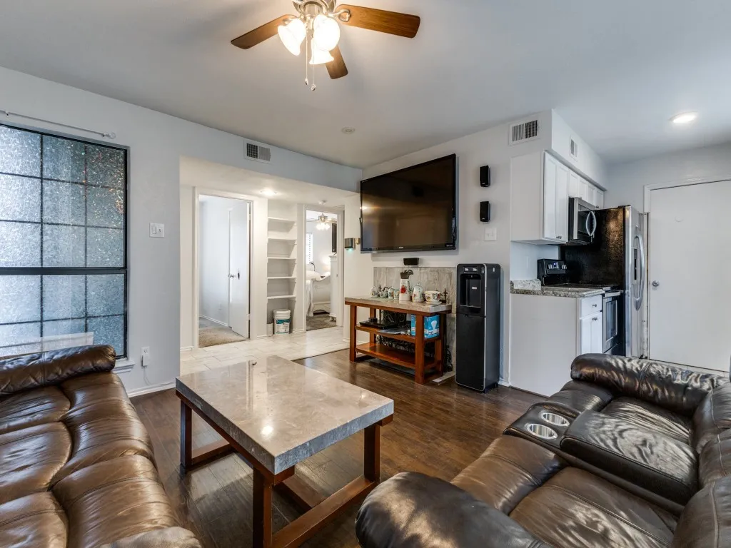 Condominium For Sale in Dallas County , 5801 Lake Hubbard Parkway 103, Garland, Texas 75043, 2 Bedroom, 1 Bathroom, Garage spaces, 779 Sqft, built in 1983, mls#21382474, Real Estate Agent in Garland, Homes For Sale in Dallas county, Homes For Sale in Garland, Realtor in Garland Texas, Real Estate Brokerage Independent Realty Texas, Luminita Cordes Realtor