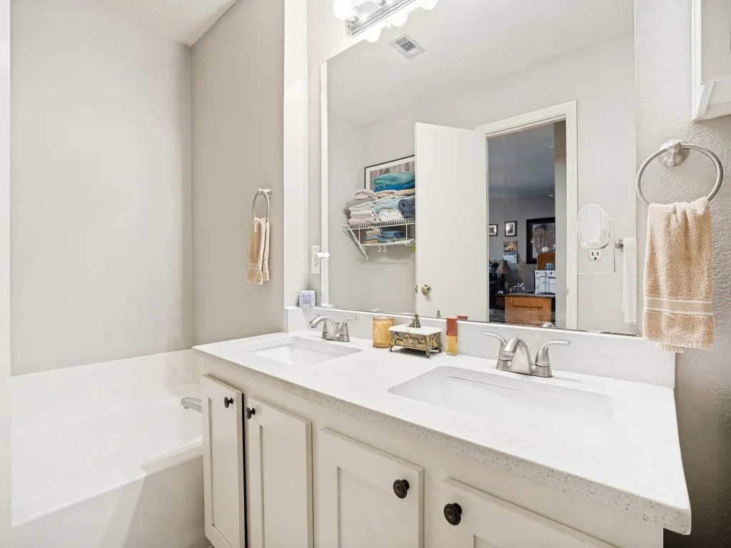 Dual sinks