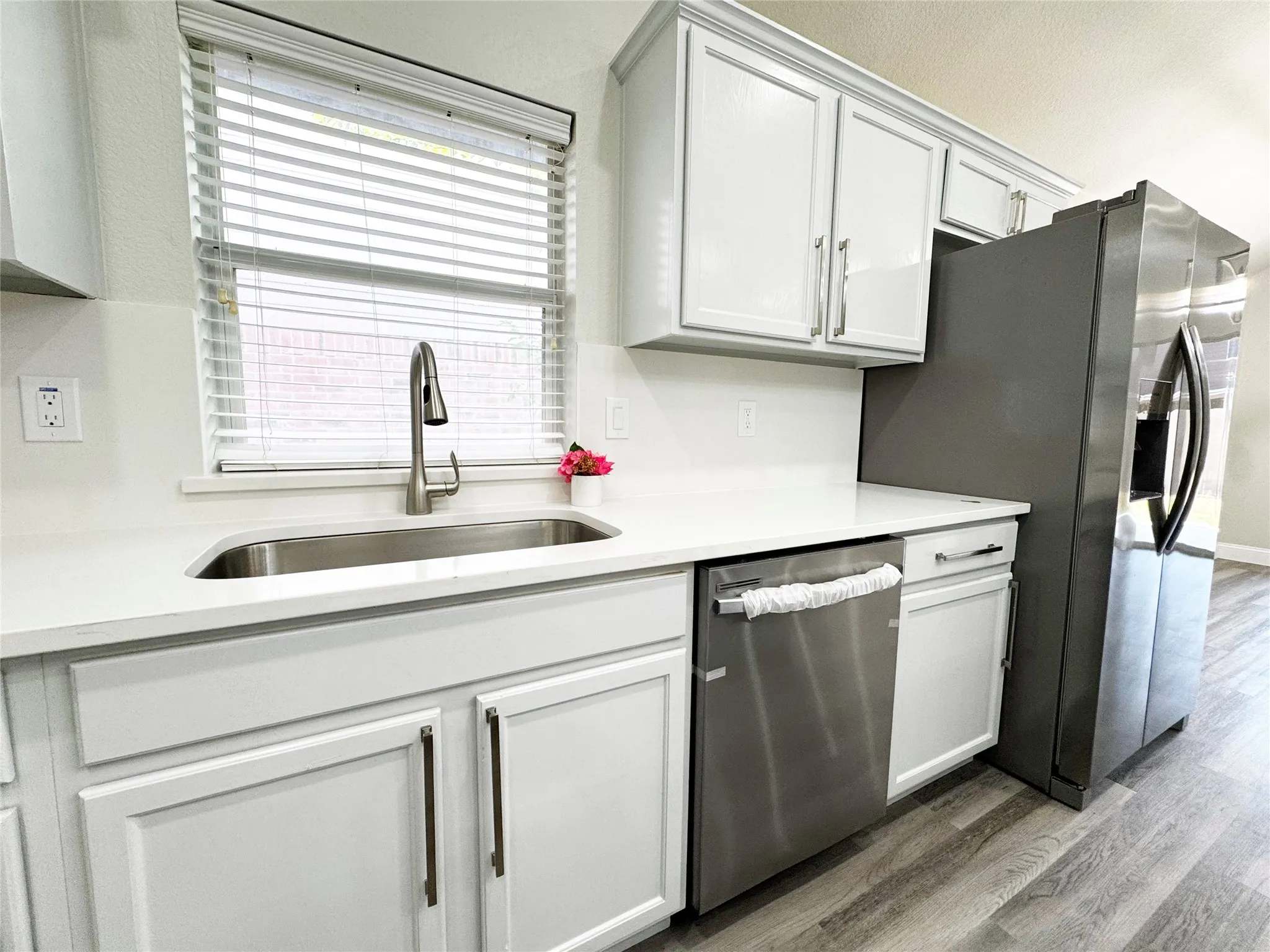 Single Family Residence For Rent in Rockwall County , 416 Butternut Drive, Fate, Texas 75087, 4 Bedroom, 2 Bathroom, 2 Garage spaces, 2,150 Sqft, built in 2005, mls#21382492, Real Estate Agent in Fate, Homes For Rent in Rockwall county, Homes For Rent in Fate, Realtor in Fate Texas, Real Estate Brokerage Independent Realty Texas, Luminita Cordes Realtor