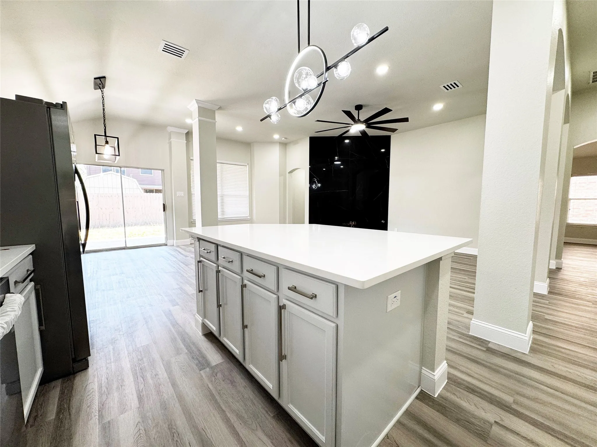 Single Family Residence For Rent in Rockwall County , 416 Butternut Drive, Fate, Texas 75087, 4 Bedroom, 2 Bathroom, 2 Garage spaces, 2,150 Sqft, built in 2005, mls#21382492, Real Estate Agent in Fate, Homes For Rent in Rockwall county, Homes For Rent in Fate, Realtor in Fate Texas, Real Estate Brokerage Independent Realty Texas, Luminita Cordes Realtor
