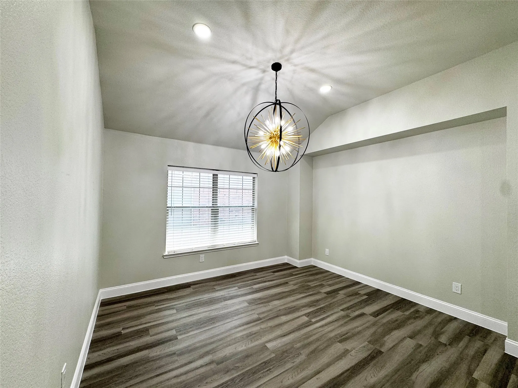 Single Family Residence For Rent in Rockwall County , 416 Butternut Drive, Fate, Texas 75087, 4 Bedroom, 2 Bathroom, 2 Garage spaces, 2,150 Sqft, built in 2005, mls#21382492, Real Estate Agent in Fate, Homes For Rent in Rockwall county, Homes For Rent in Fate, Realtor in Fate Texas, Real Estate Brokerage Independent Realty Texas, Luminita Cordes Realtor