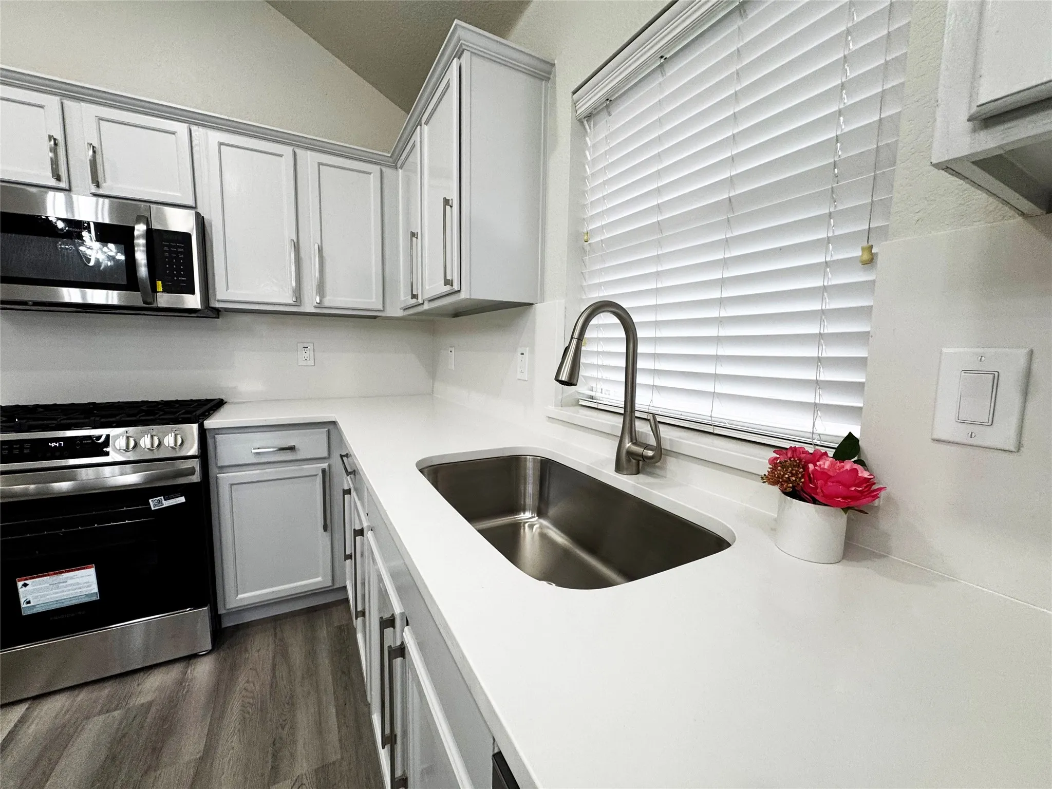 Single Family Residence For Rent in Rockwall County , 416 Butternut Drive, Fate, Texas 75087, 4 Bedroom, 2 Bathroom, 2 Garage spaces, 2,150 Sqft, built in 2005, mls#21382492, Real Estate Agent in Fate, Homes For Rent in Rockwall county, Homes For Rent in Fate, Realtor in Fate Texas, Real Estate Brokerage Independent Realty Texas, Luminita Cordes Realtor