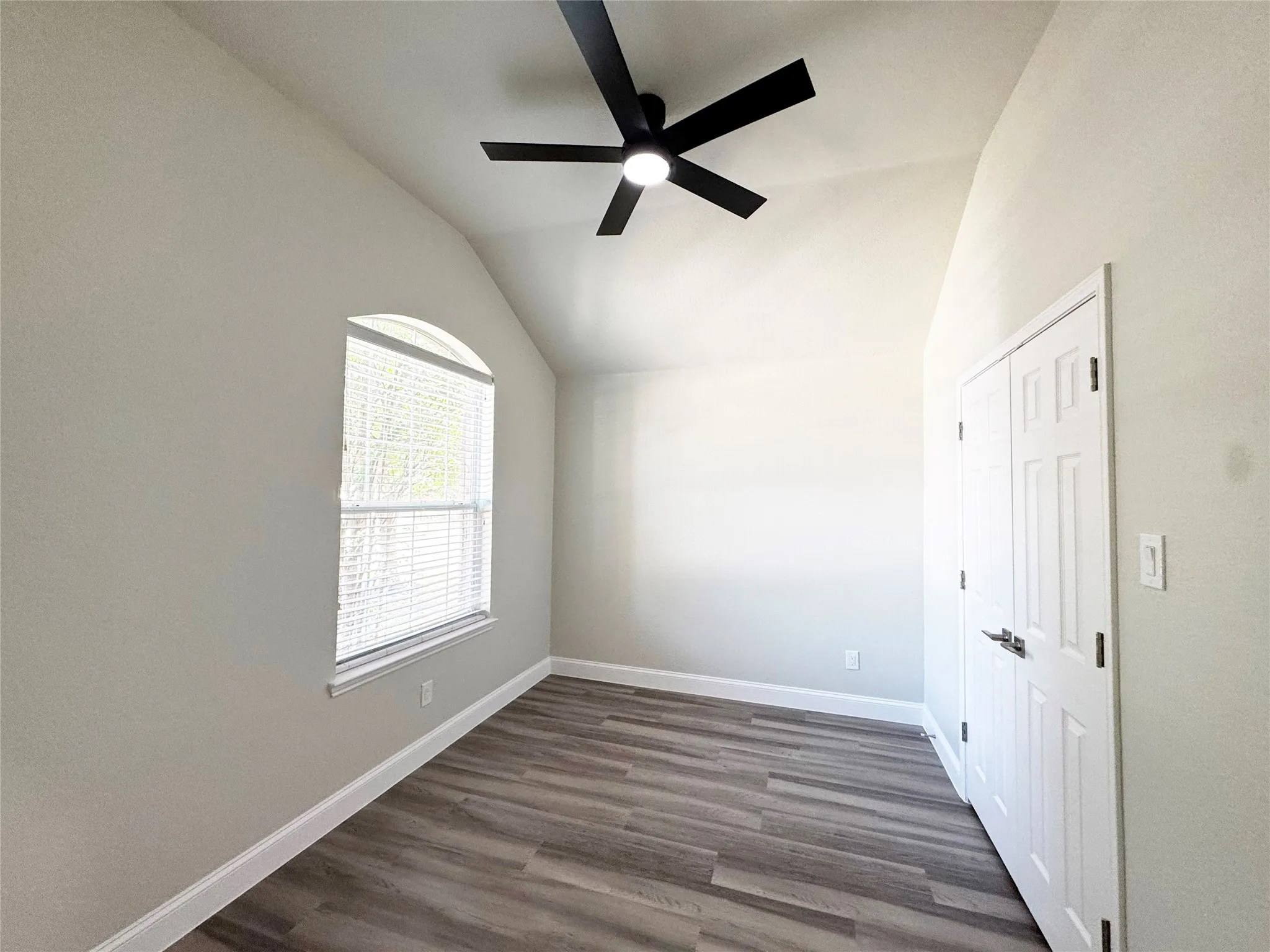 Single Family Residence For Rent in Rockwall County , 416 Butternut Drive, Fate, Texas 75087, 4 Bedroom, 2 Bathroom, 2 Garage spaces, 2,150 Sqft, built in 2005, mls#21382492, Real Estate Agent in Fate, Homes For Rent in Rockwall county, Homes For Rent in Fate, Realtor in Fate Texas, Real Estate Brokerage Independent Realty Texas, Luminita Cordes Realtor