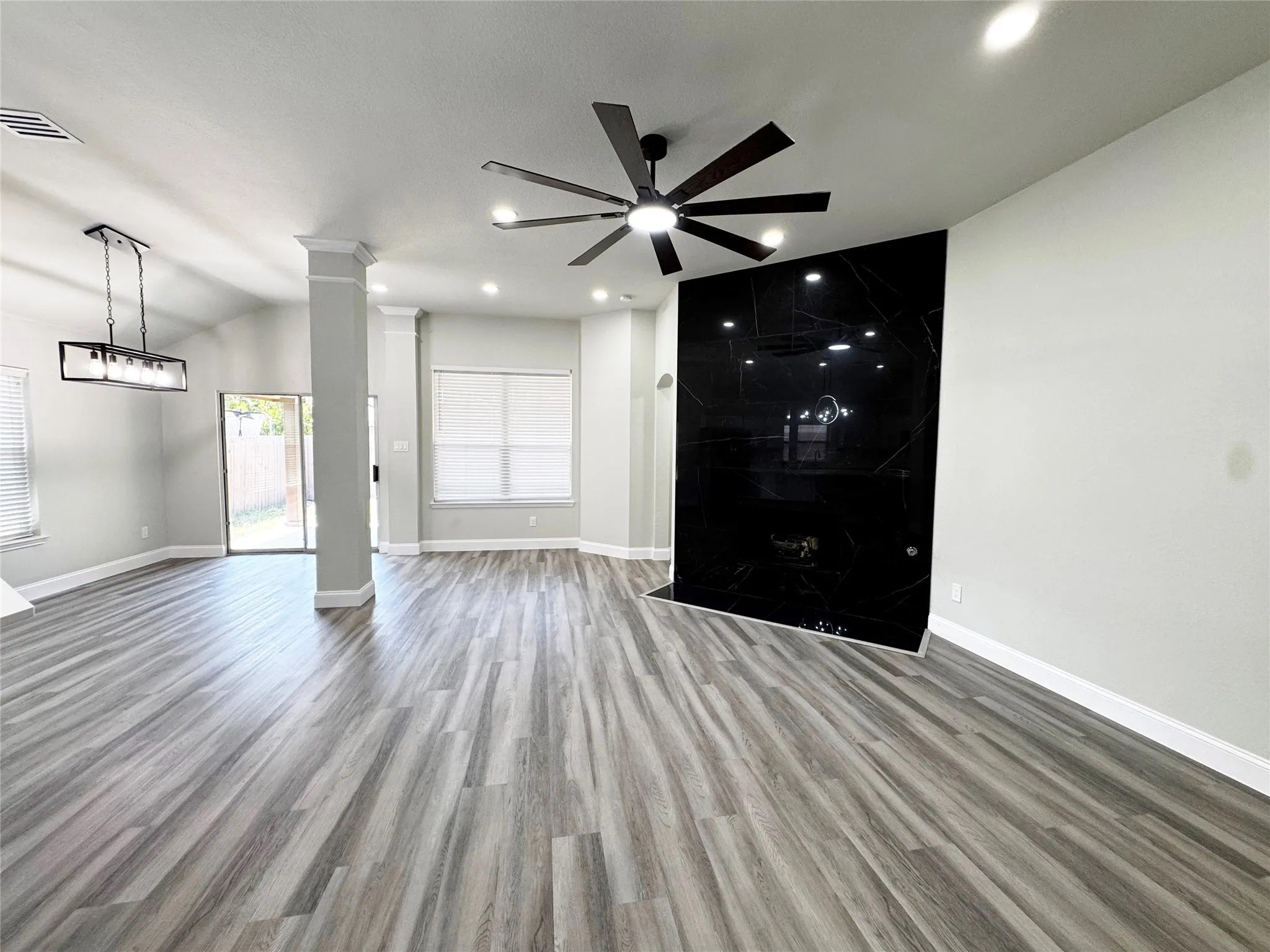 Single Family Residence For Rent in Rockwall County , 416 Butternut Drive, Fate, Texas 75087, 4 Bedroom, 2 Bathroom, 2 Garage spaces, 2,150 Sqft, built in 2005, mls#21382492, Real Estate Agent in Fate, Homes For Rent in Rockwall county, Homes For Rent in Fate, Realtor in Fate Texas, Real Estate Brokerage Independent Realty Texas, Luminita Cordes Realtor