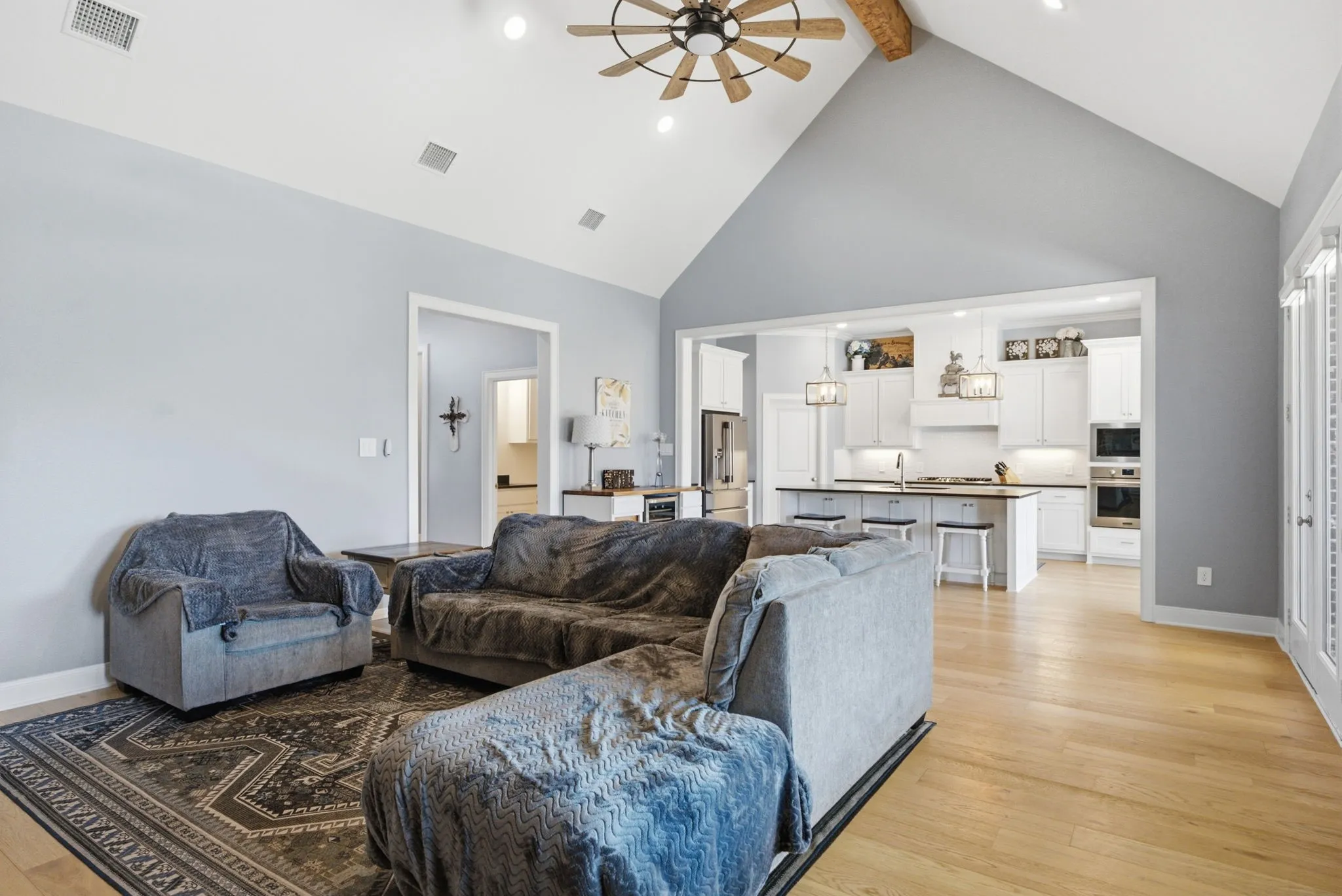 Single Family Residence For Sale in Smith County , 7271 Rolling Acres Place, Tyler, Texas 75707, 3 Bedroom, 3 Bathroom, 2 Garage spaces, 2,307 Sqft, built in 2022, mls#21372112, Real Estate Agent in Tyler, Homes For Sale in Smith county, Homes For Sale in Tyler, Realtor in Tyler Texas, Real Estate Brokerage Independent Realty Texas, Luminita Cordes Realtor
