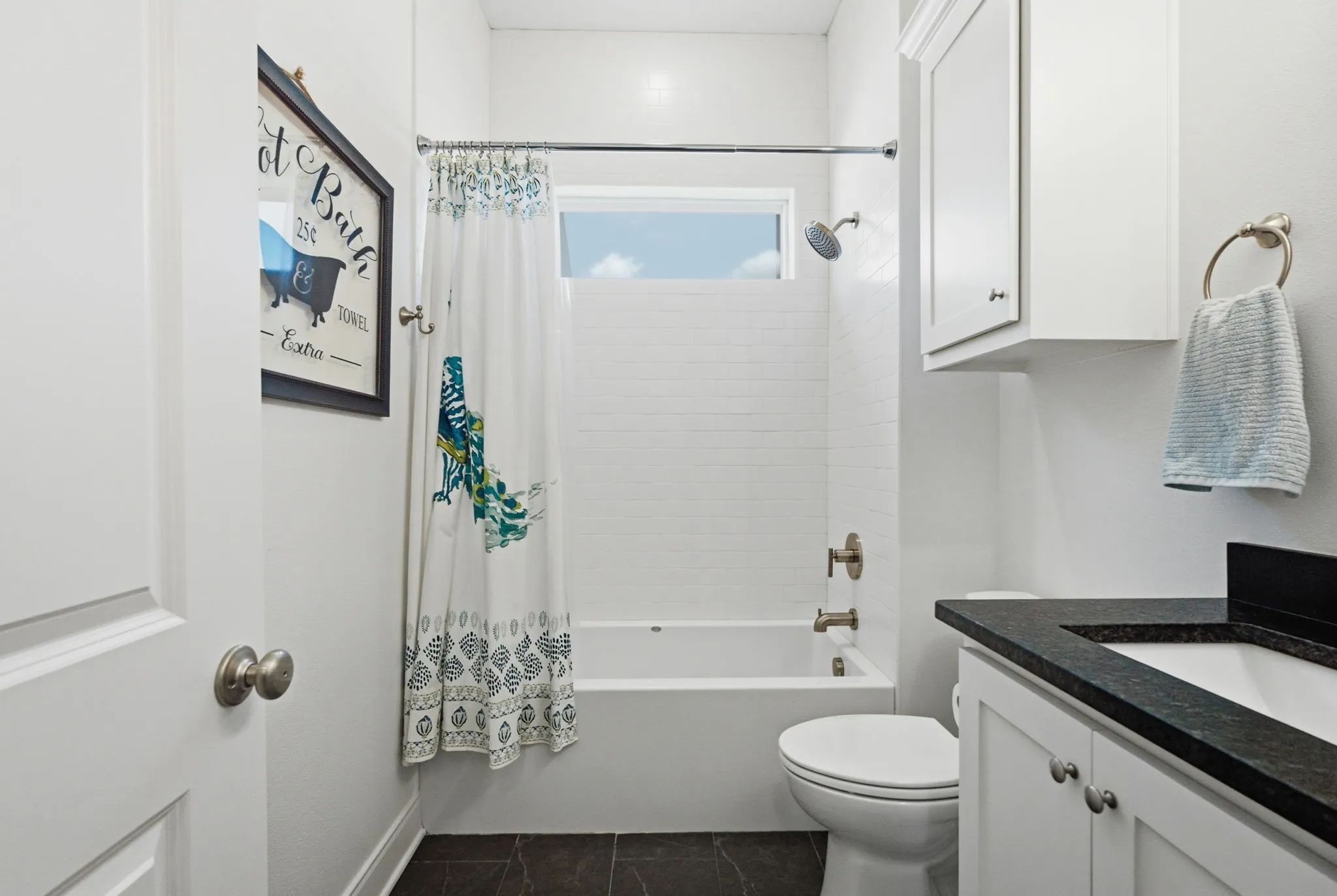 Single Family Residence For Sale in Smith County , 7271 Rolling Acres Place, Tyler, Texas 75707, 3 Bedroom, 3 Bathroom, 2 Garage spaces, 2,307 Sqft, built in 2022, mls#21372112, Real Estate Agent in Tyler, Homes For Sale in Smith county, Homes For Sale in Tyler, Realtor in Tyler Texas, Real Estate Brokerage Independent Realty Texas, Luminita Cordes Realtor