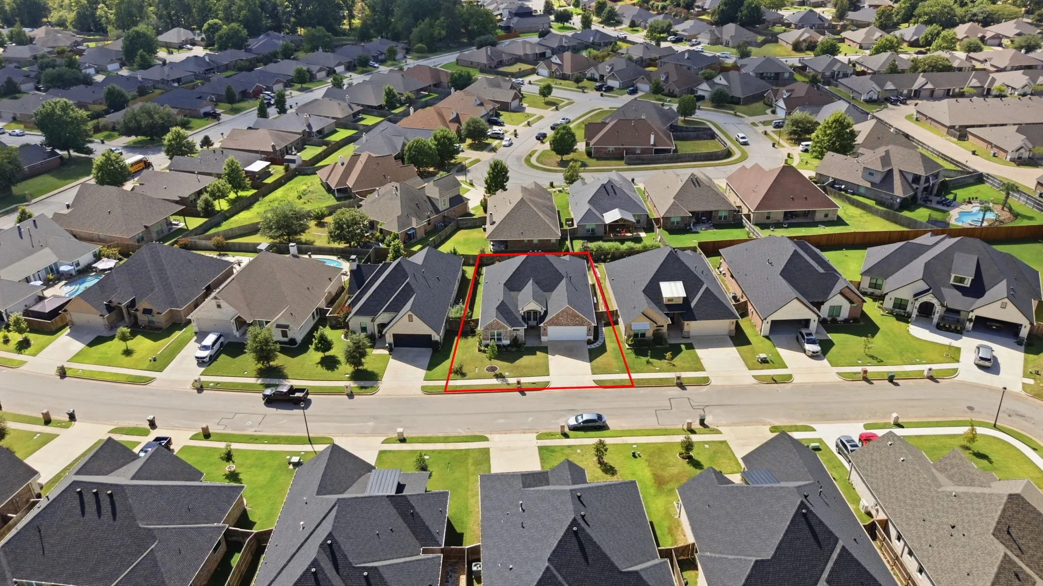 Single Family Residence For Sale in Smith County , 7271 Rolling Acres Place, Tyler, Texas 75707, 3 Bedroom, 3 Bathroom, 2 Garage spaces, 2,307 Sqft, built in 2022, mls#21372112, Real Estate Agent in Tyler, Homes For Sale in Smith county, Homes For Sale in Tyler, Realtor in Tyler Texas, Real Estate Brokerage Independent Realty Texas, Luminita Cordes Realtor