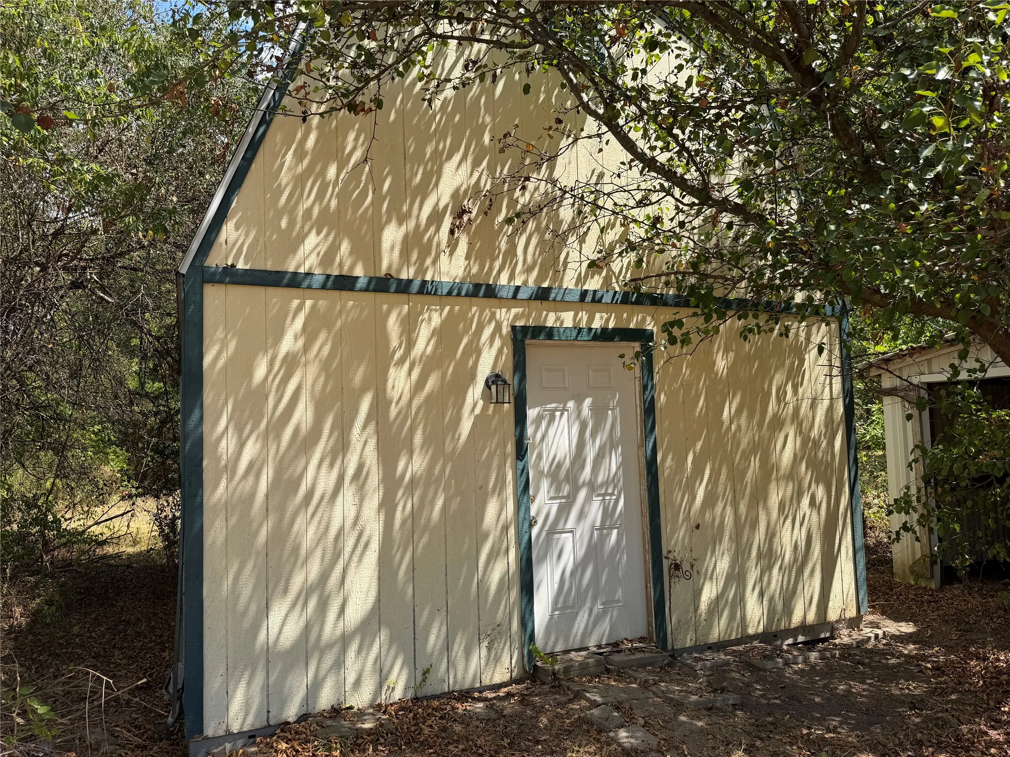 Single Family Residence For Sale in Rains County , 370 Locust Street, Point, Texas 75472, 0, 1 Bathroom, Garage spaces, 1,092 Sqft, built in 1999, mls#21382104, Real Estate Agent in Point, Homes For Sale in Rains county, Homes For Sale in Point, Realtor in Point Texas, Real Estate Brokerage Independent Realty Texas, Luminita Cordes Realtor