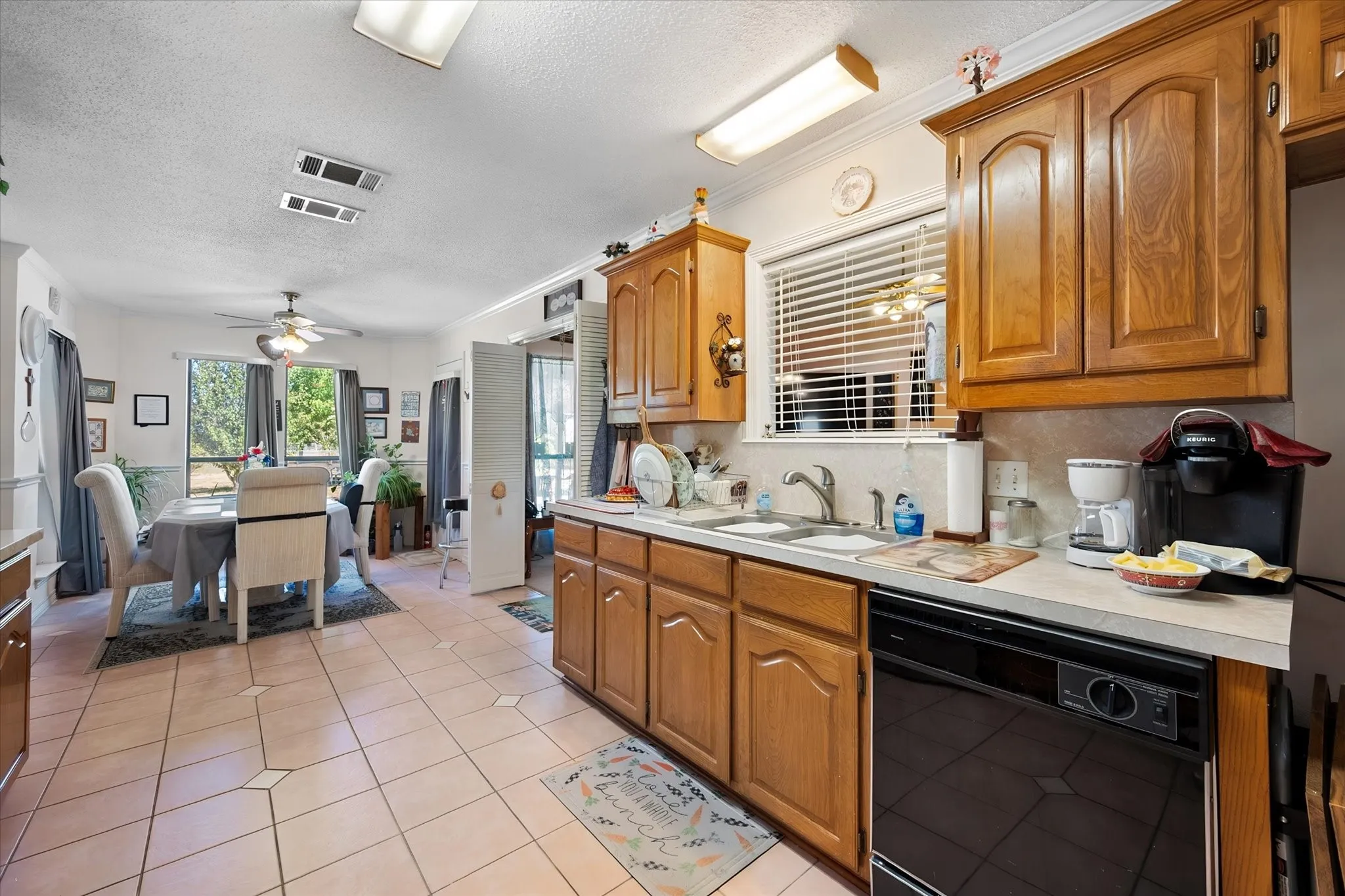 Single Family Residence For Sale in Dallas County , 649 E Reindeer Road, Lancaster, Texas 75146, 4 Bedroom, 2 Bathroom, Garage spaces, 1,466 Sqft, built in 1993, mls#21382486, Real Estate Agent in Lancaster, Homes For Sale in Dallas county, Homes For Sale in Lancaster, Realtor in Lancaster Texas, Real Estate Brokerage Independent Realty Texas, Luminita Cordes Realtor