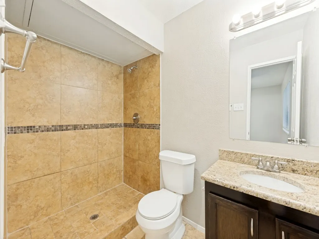 Single Family Residence For Rent in Denton County , 5225 Knox Drive, The Colony, Texas 75056, 3 Bedroom, 2 Bathroom, 2 Garage spaces, 1,335 Sqft, built in 1974, mls#21382500, Real Estate Agent in The Colony, Homes For Rent in Denton county, Homes For Rent in The Colony, Realtor in The Colony Texas, Real Estate Brokerage Independent Realty Texas, Luminita Cordes Realtor