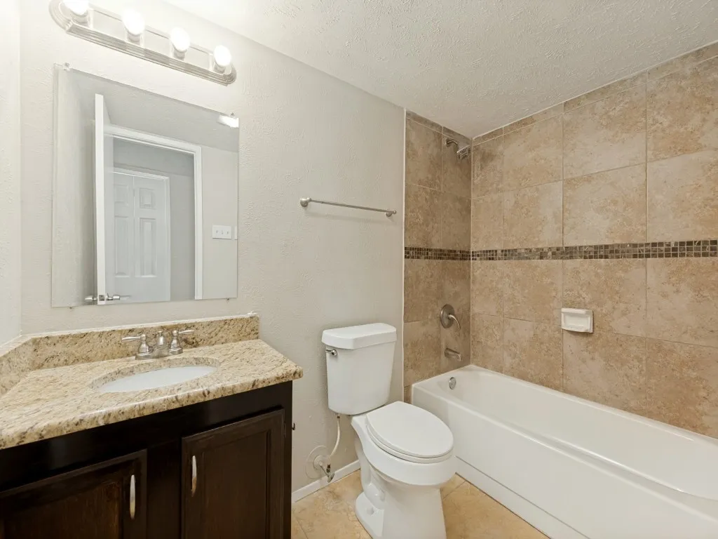 Single Family Residence For Rent in Denton County , 5225 Knox Drive, The Colony, Texas 75056, 3 Bedroom, 2 Bathroom, 2 Garage spaces, 1,335 Sqft, built in 1974, mls#21382500, Real Estate Agent in The Colony, Homes For Rent in Denton county, Homes For Rent in The Colony, Realtor in The Colony Texas, Real Estate Brokerage Independent Realty Texas, Luminita Cordes Realtor