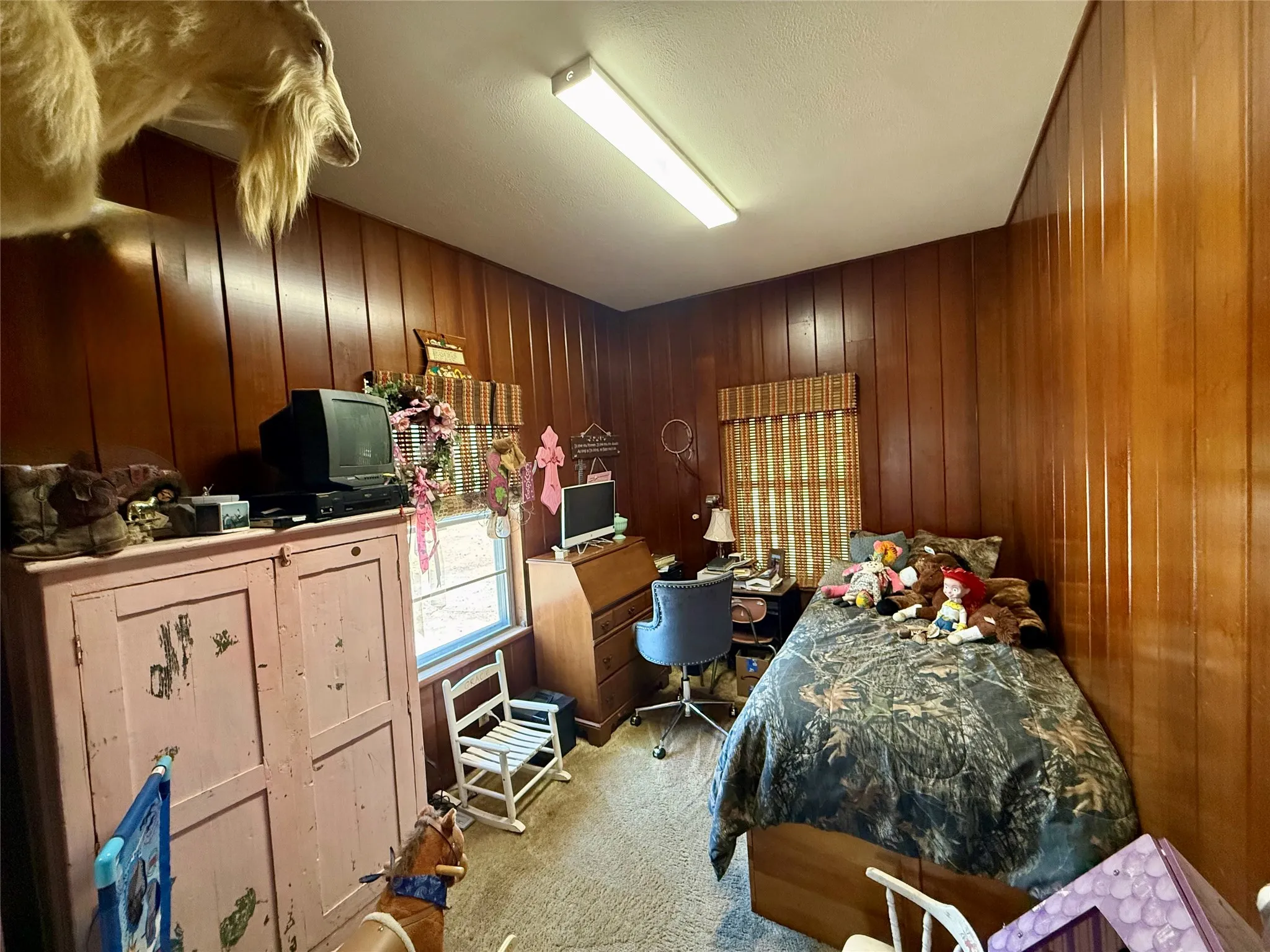 Farm For Sale in Palo Pinto County , 414 E Walnut Street, Strawn, Texas 76475, 4 Bedroom, 2 Bathroom, 2 Garage spaces, 2,950 Sqft, built in 1955, mls#21380640, Real Estate Agent in Strawn, Homes For Sale in Palo Pinto county, Homes For Sale in Strawn, Realtor in Strawn Texas, Real Estate Brokerage Independent Realty Texas, Luminita Cordes Realtor