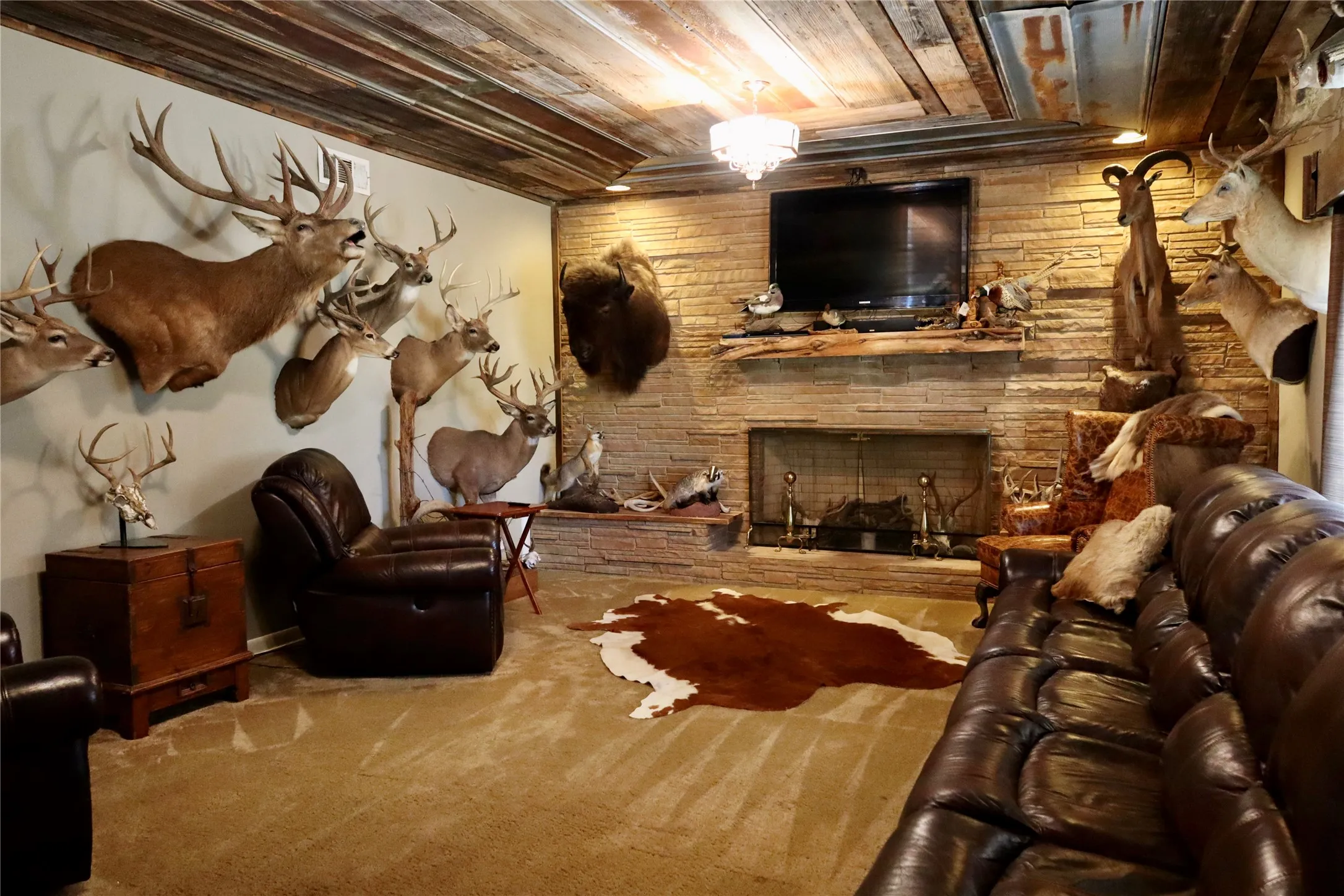 Farm For Sale in Palo Pinto County , 414 E Walnut Street, Strawn, Texas 76475, 4 Bedroom, 2 Bathroom, 2 Garage spaces, 2,950 Sqft, built in 1955, mls#21380640, Real Estate Agent in Strawn, Homes For Sale in Palo Pinto county, Homes For Sale in Strawn, Realtor in Strawn Texas, Real Estate Brokerage Independent Realty Texas, Luminita Cordes Realtor