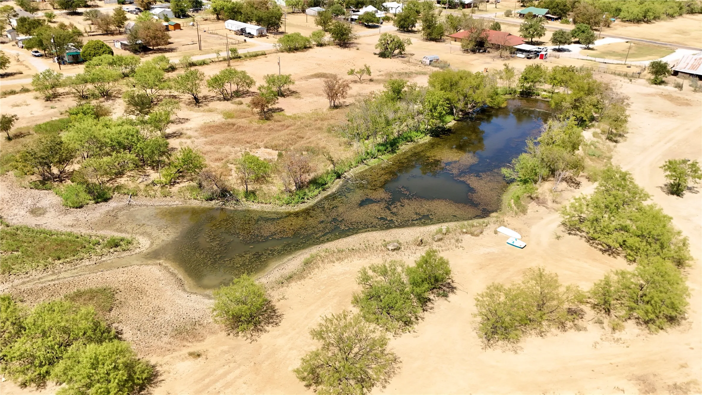 Farm For Sale in Palo Pinto County , 414 E Walnut Street, Strawn, Texas 76475, 4 Bedroom, 2 Bathroom, 2 Garage spaces, 2,950 Sqft, built in 1955, mls#21380640, Real Estate Agent in Strawn, Homes For Sale in Palo Pinto county, Homes For Sale in Strawn, Realtor in Strawn Texas, Real Estate Brokerage Independent Realty Texas, Luminita Cordes Realtor