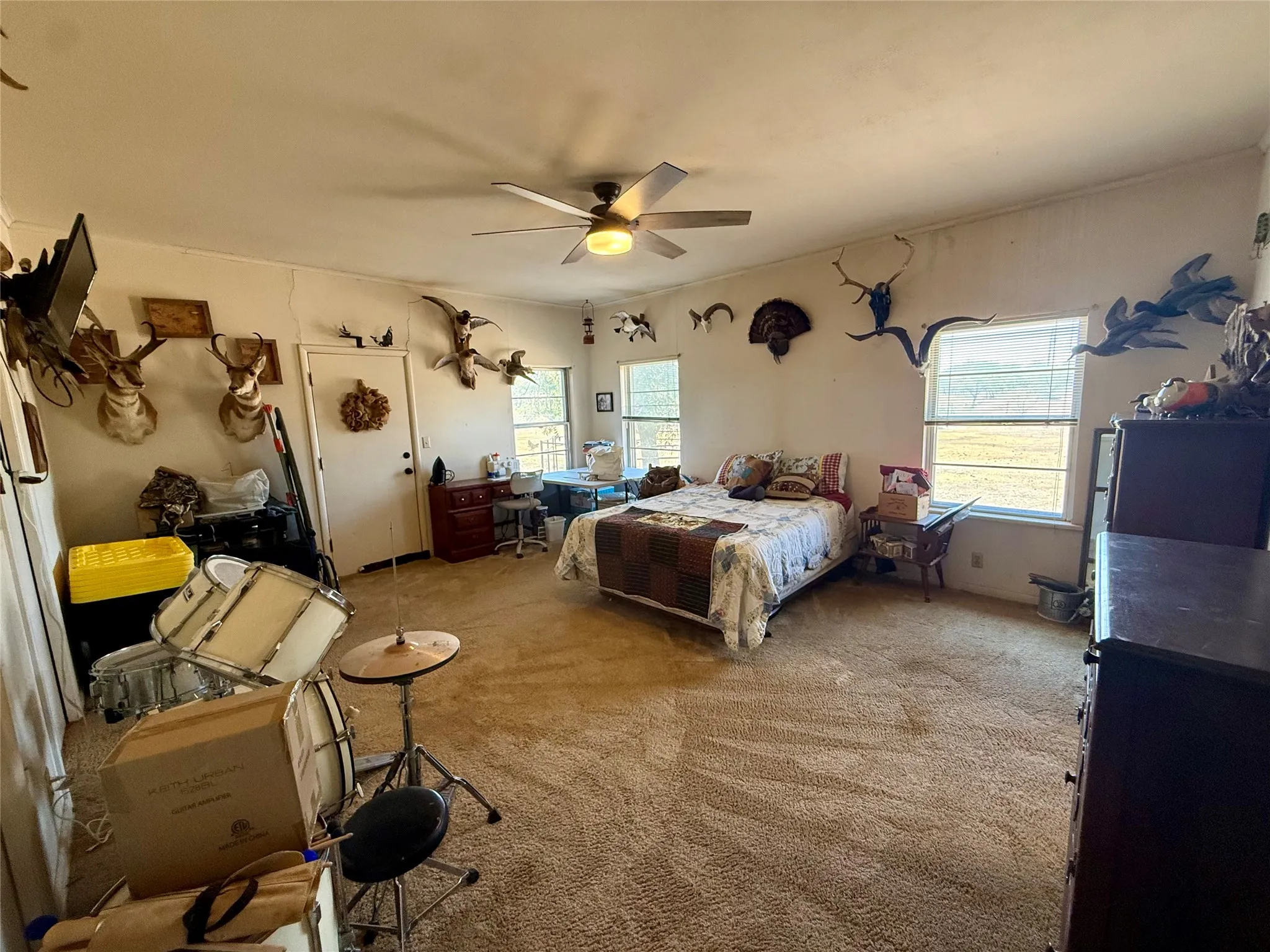 Farm For Sale in Palo Pinto County , 414 E Walnut Street, Strawn, Texas 76475, 4 Bedroom, 2 Bathroom, 2 Garage spaces, 2,950 Sqft, built in 1955, mls#21380640, Real Estate Agent in Strawn, Homes For Sale in Palo Pinto county, Homes For Sale in Strawn, Realtor in Strawn Texas, Real Estate Brokerage Independent Realty Texas, Luminita Cordes Realtor