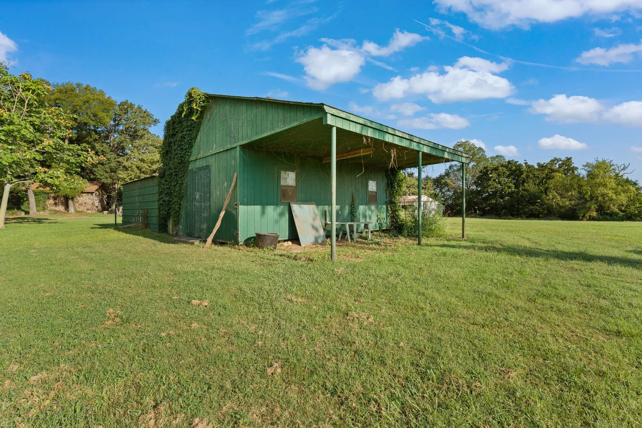 Single Family Residence For Sale in Johnson County , 1944 County Road 401, Alvarado, Texas 76009, 3 Bedroom, 3 Bathroom, 2 Garage spaces, 3,060 Sqft, built in 0, mls#21382481, Real Estate Agent in Alvarado, Homes For Sale in Johnson county, Homes For Sale in Alvarado, Realtor in Alvarado Texas, Real Estate Brokerage Independent Realty Texas, Luminita Cordes Realtor