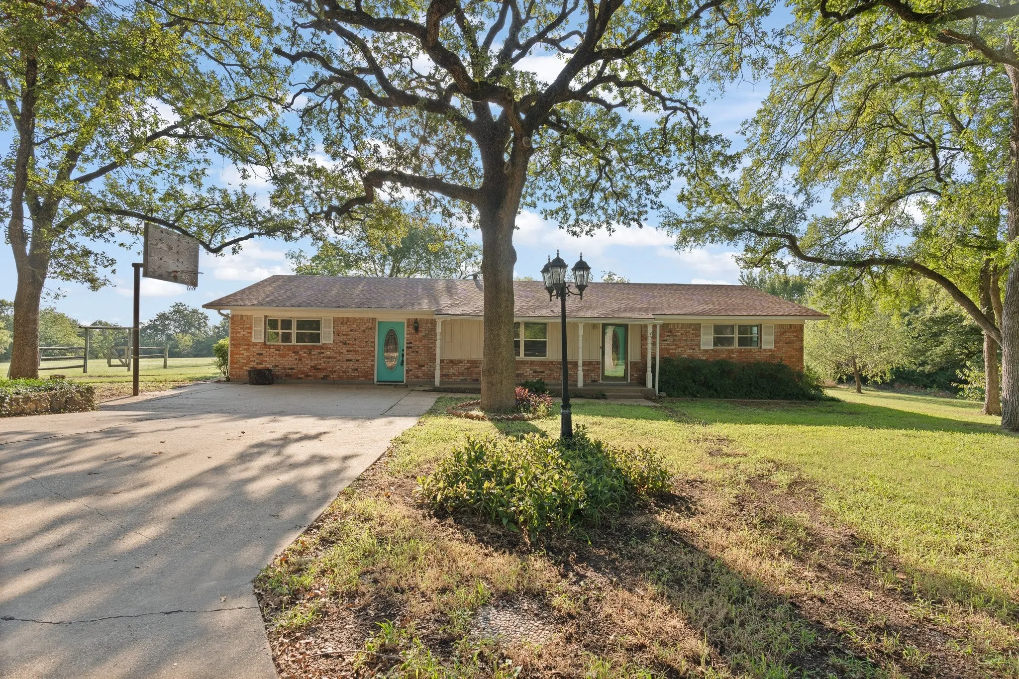 Single Family Residence For Sale in Johnson County , 1944 County Road 401, Alvarado, Texas 76009, 3 Bedroom, 3 Bathroom, 2 Garage spaces, 3,060 Sqft, built in 0, mls#21382481, Real Estate Agent in Alvarado, Homes For Sale in Johnson county, Homes For Sale in Alvarado, Realtor in Alvarado Texas, Real Estate Brokerage Independent Realty Texas, Luminita Cordes Realtor