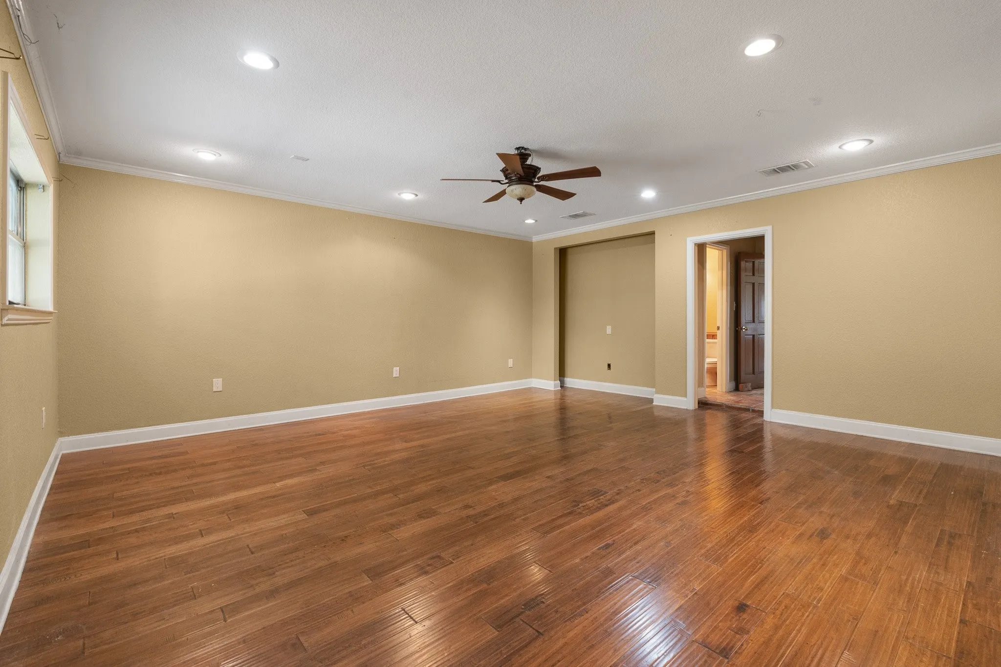Single Family Residence For Sale in Johnson County , 1944 County Road 401, Alvarado, Texas 76009, 3 Bedroom, 3 Bathroom, 2 Garage spaces, 3,060 Sqft, built in 0, mls#21382481, Real Estate Agent in Alvarado, Homes For Sale in Johnson county, Homes For Sale in Alvarado, Realtor in Alvarado Texas, Real Estate Brokerage Independent Realty Texas, Luminita Cordes Realtor
