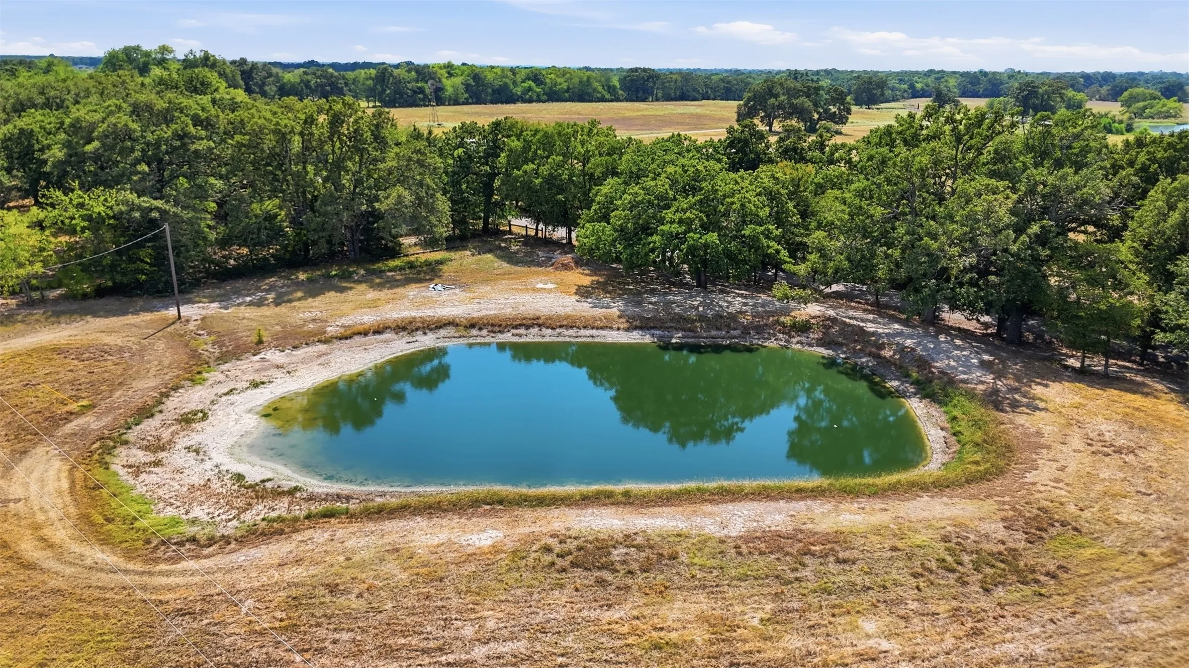 Single Family Residence For Sale in Hopkins County , 2109 County Road 1185, Sulphur Springs, Texas 75482, 2 Bedroom, 2 Bathroom, 2 Garage spaces, 1,400 Sqft, built in 2016, mls#21382182, Real Estate Agent in Sulphur Springs, Homes For Sale in Hopkins county, Homes For Sale in Sulphur Springs, Realtor in Sulphur Springs Texas, Real Estate Brokerage Independent Realty Texas, Luminita Cordes Realtor