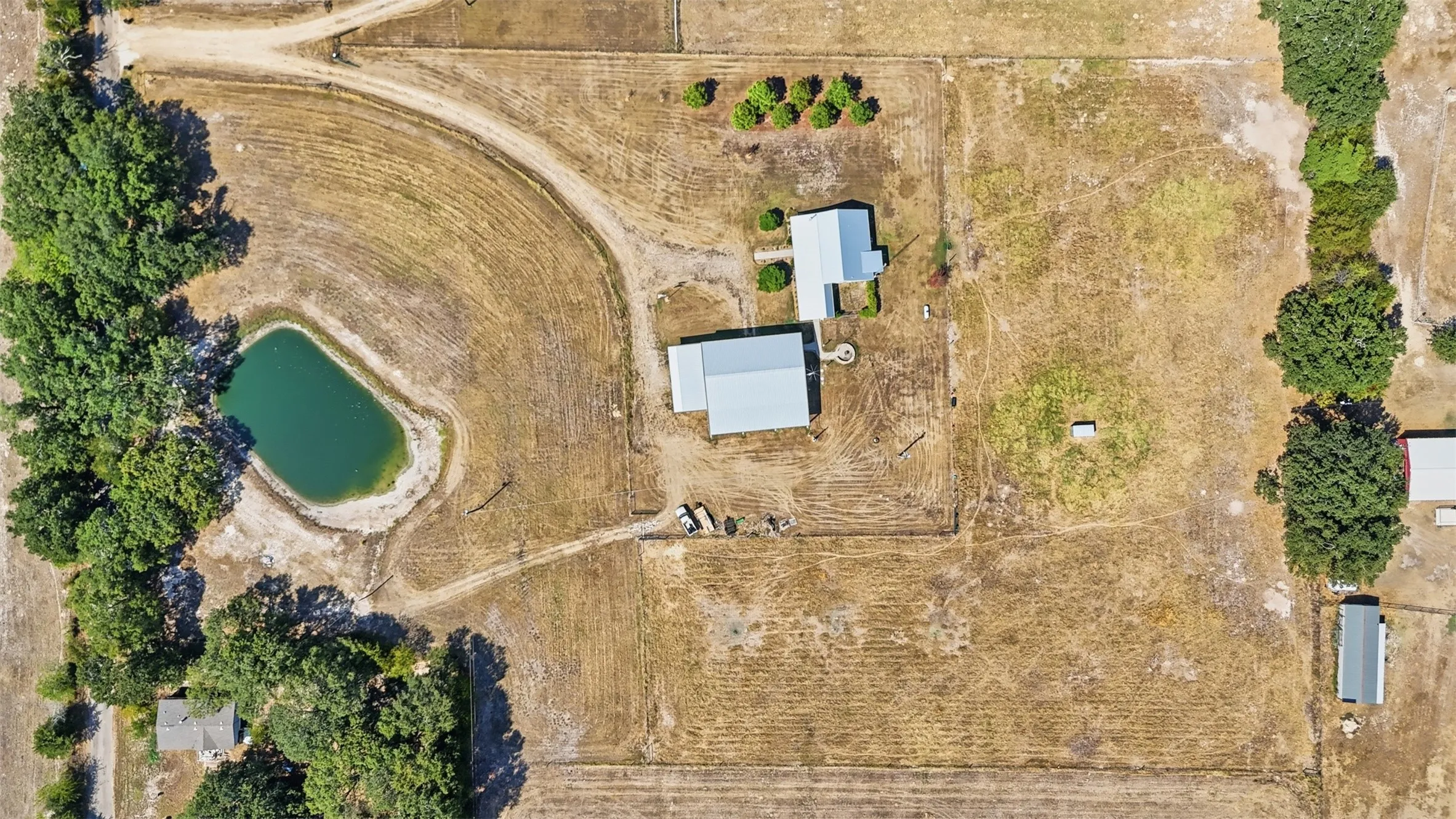 Single Family Residence For Sale in Hopkins County , 2109 County Road 1185, Sulphur Springs, Texas 75482, 2 Bedroom, 2 Bathroom, 2 Garage spaces, 1,400 Sqft, built in 2016, mls#21382182, Real Estate Agent in Sulphur Springs, Homes For Sale in Hopkins county, Homes For Sale in Sulphur Springs, Realtor in Sulphur Springs Texas, Real Estate Brokerage Independent Realty Texas, Luminita Cordes Realtor