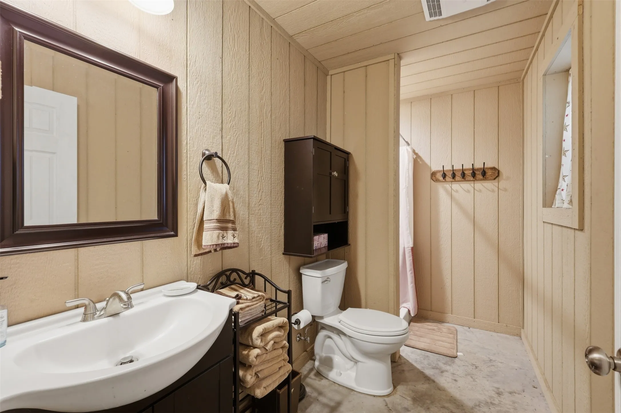 Shop Apartment Bathroom
