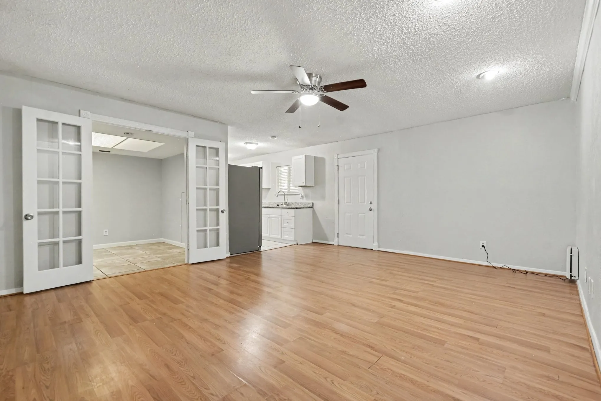 Single Family Residence For Sale in Rockwall County , 8810 Miami Drive, Rowlett, Texas 75088, 3 Bedroom, 2 Bathroom, 2 Garage spaces, 1,791 Sqft, built in 1983, mls#21375777, Real Estate Agent in Rowlett, Homes For Sale in Rockwall county, Homes For Sale in Rowlett, Realtor in Rowlett Texas, Real Estate Brokerage Independent Realty Texas, Luminita Cordes Realtor